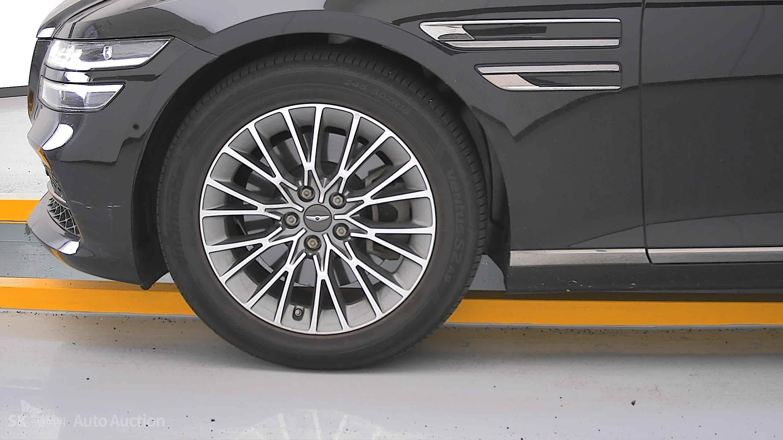 2024 - genesis g80