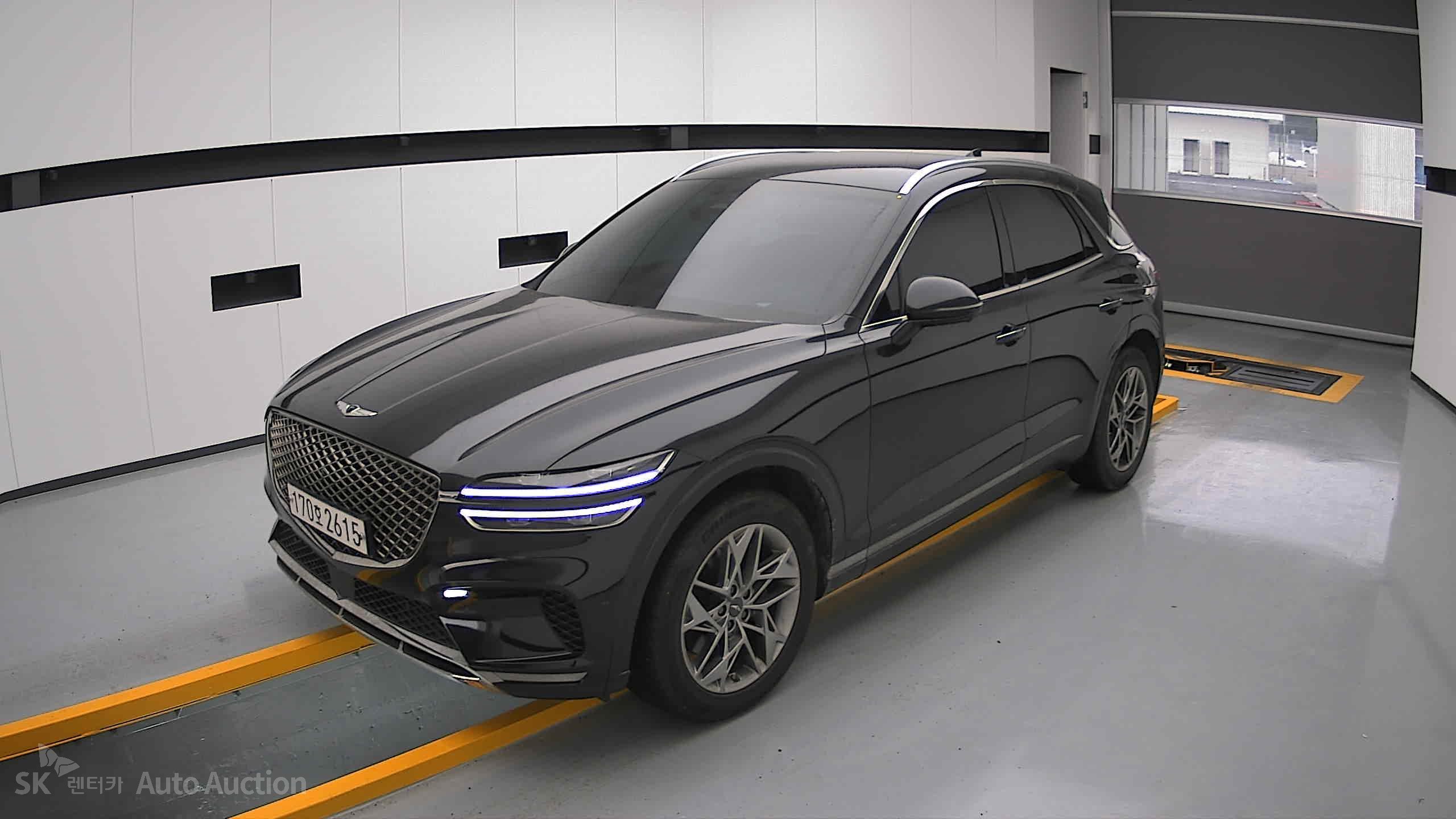 2021 - genesis gv70