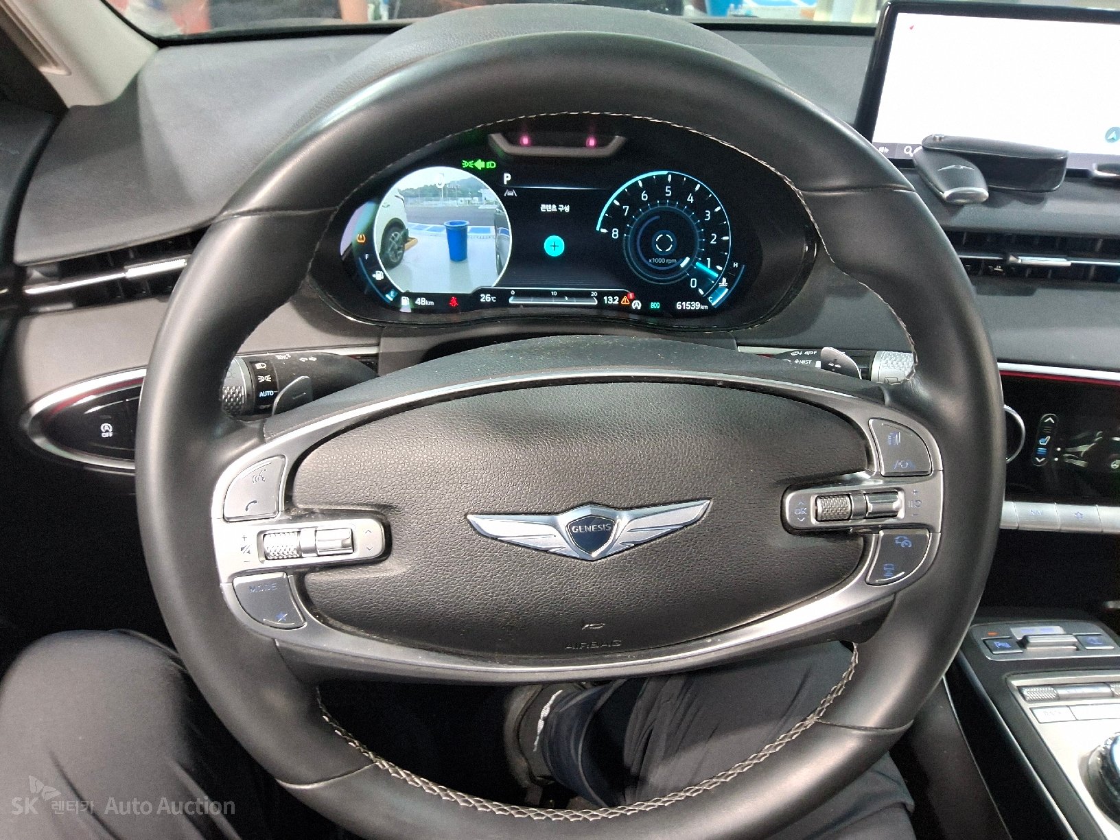 2021 - genesis gv70