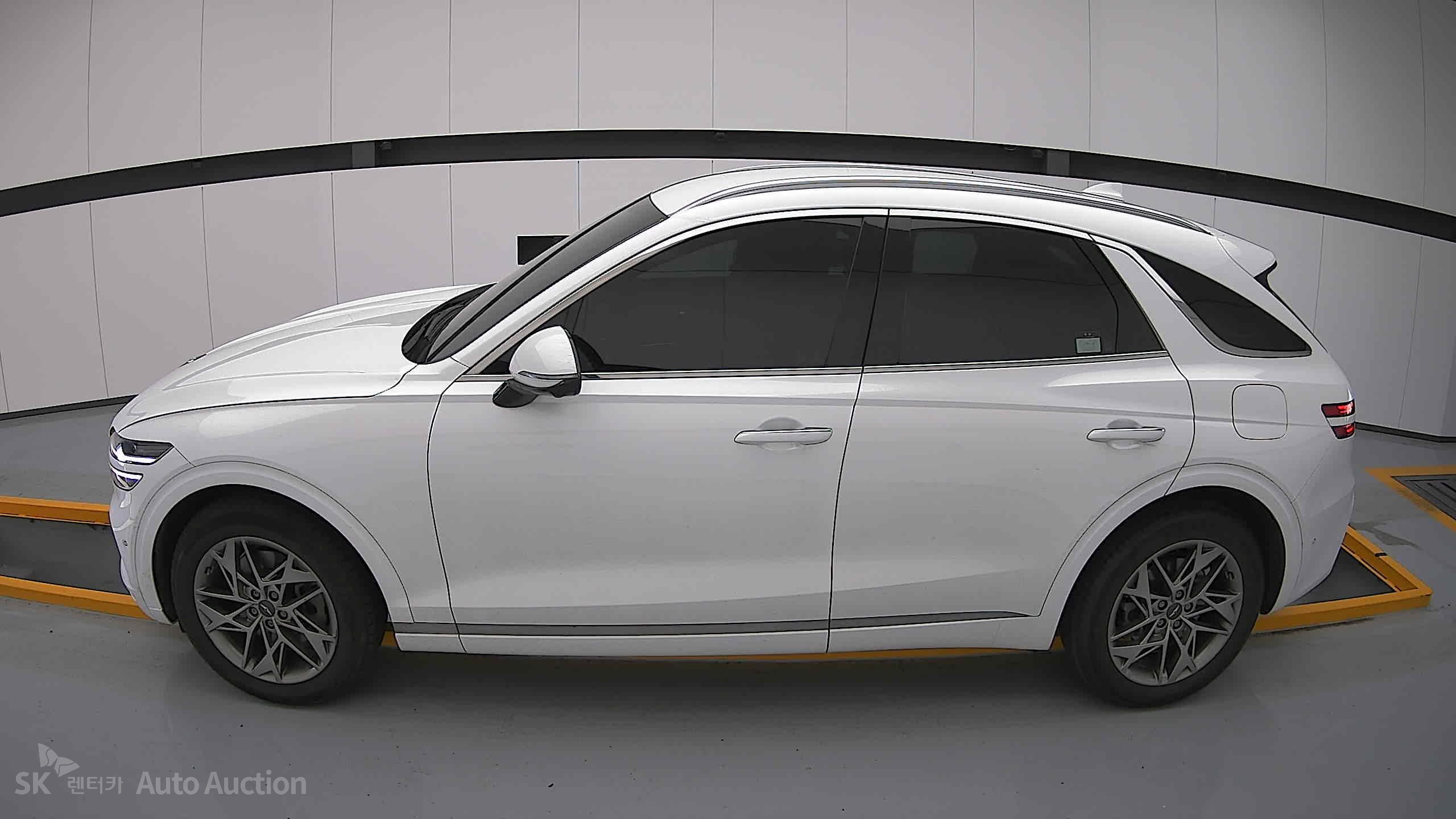 2022 - genesis gv70