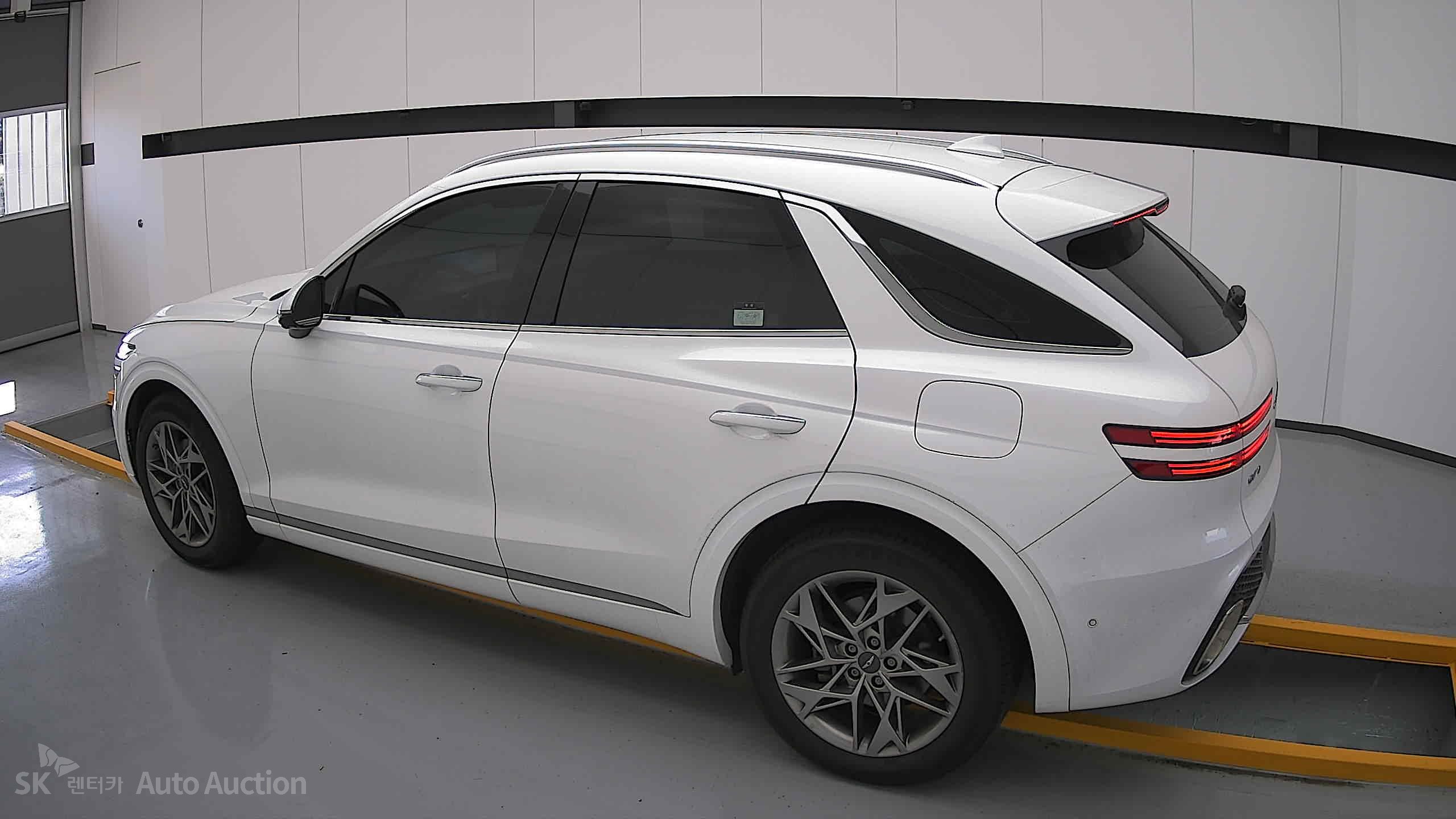 2022 - genesis gv70