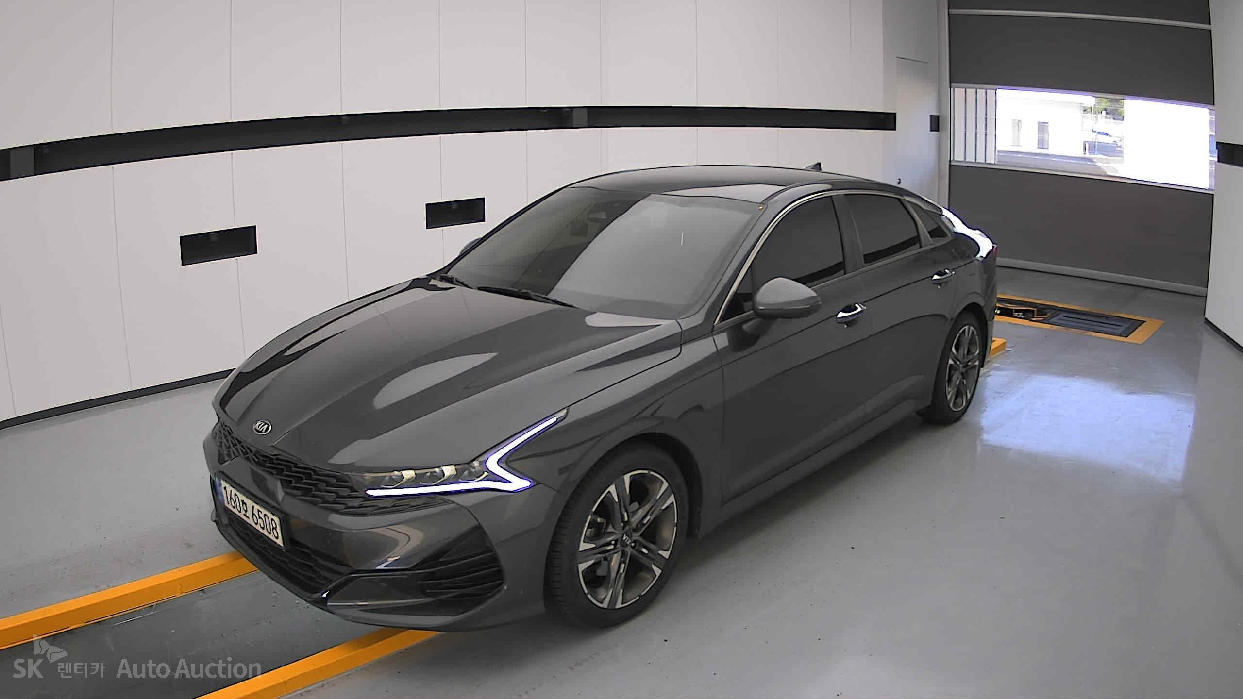 2021 - kia k5