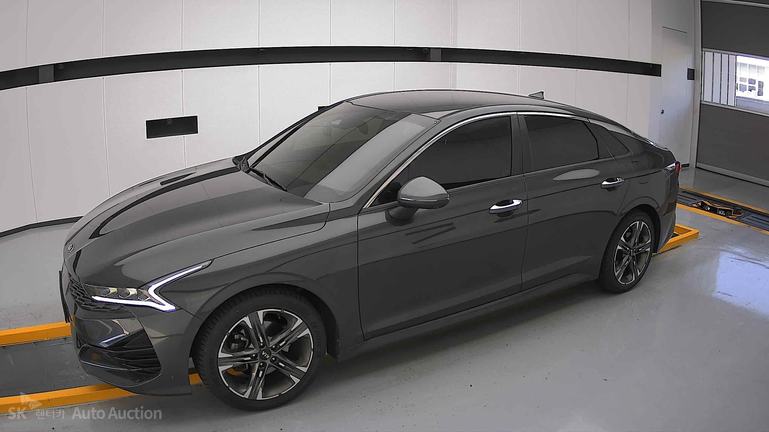 2021 - kia k5