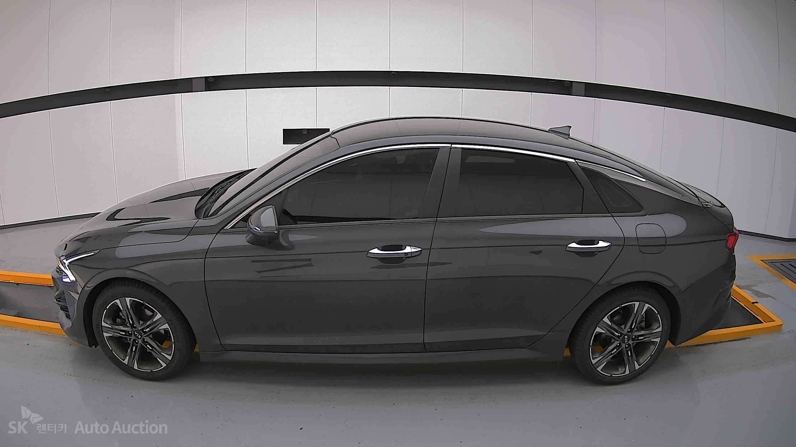 2021 - kia k5