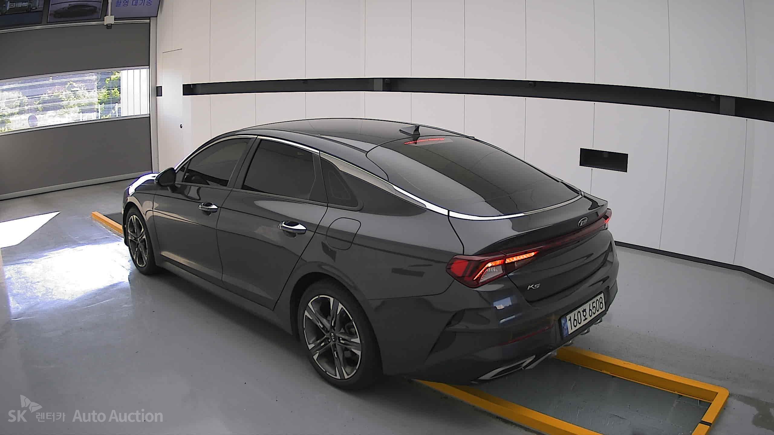 2021 - kia k5