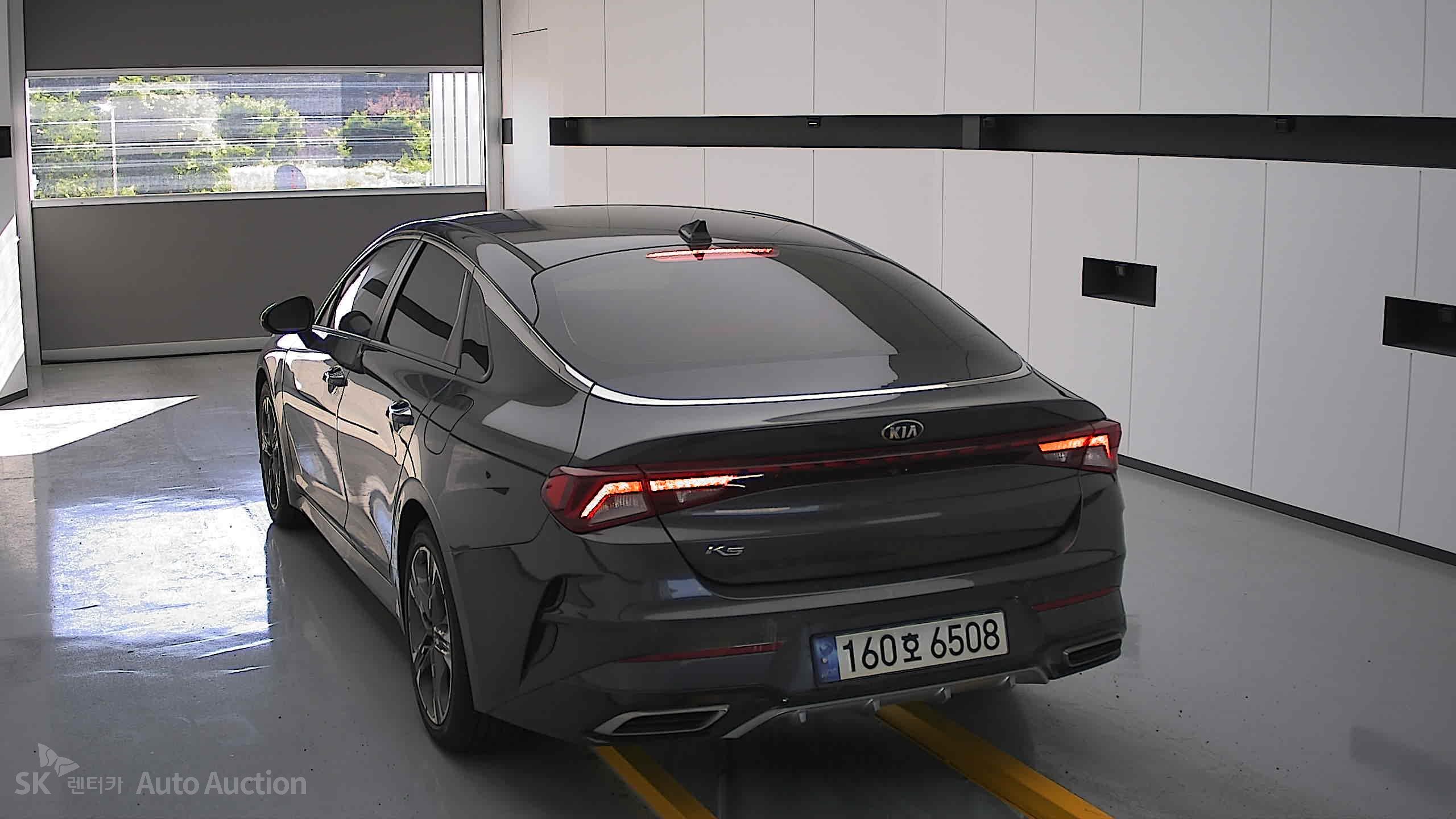 2021 - kia k5