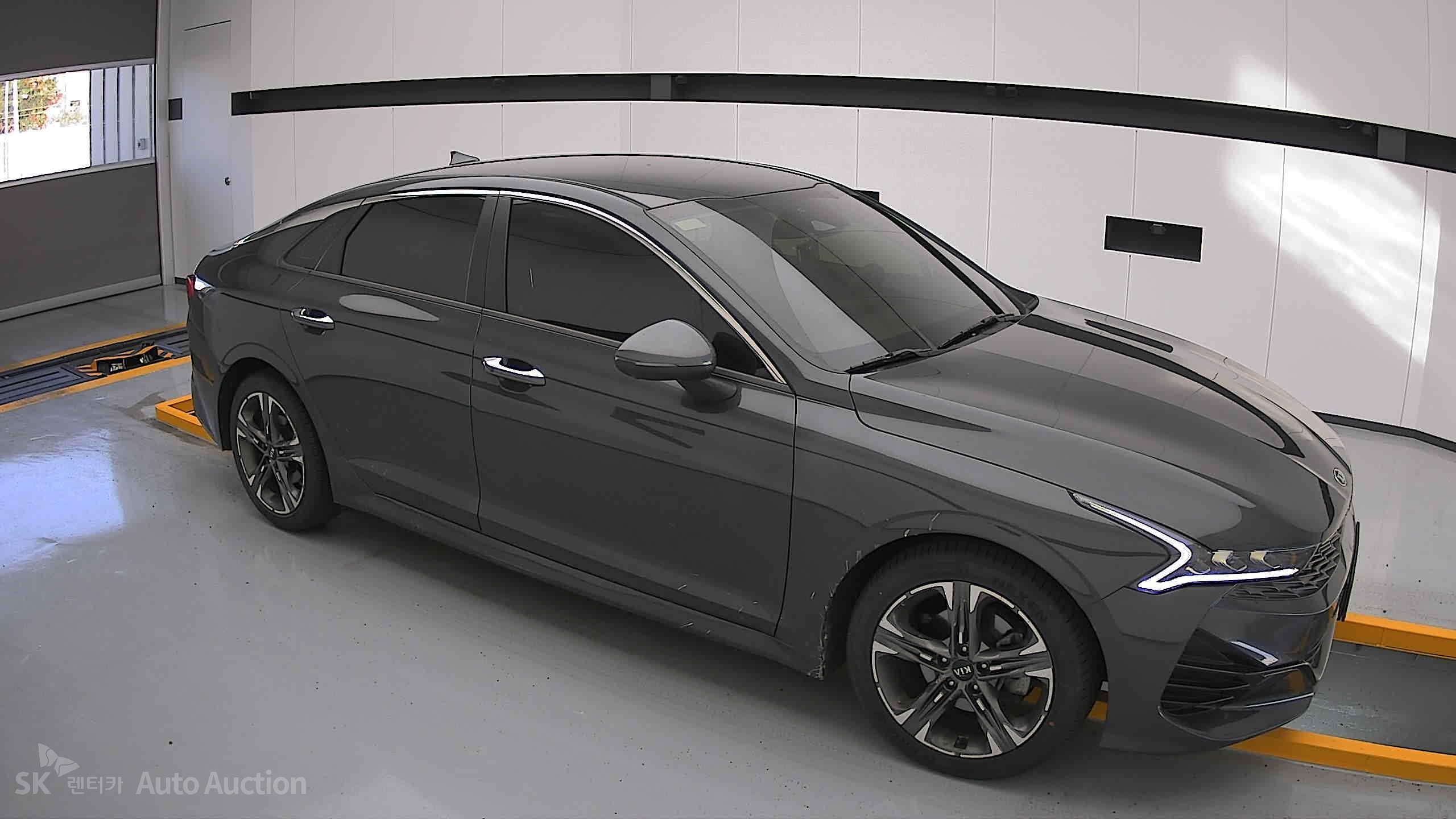 2021 - kia k5