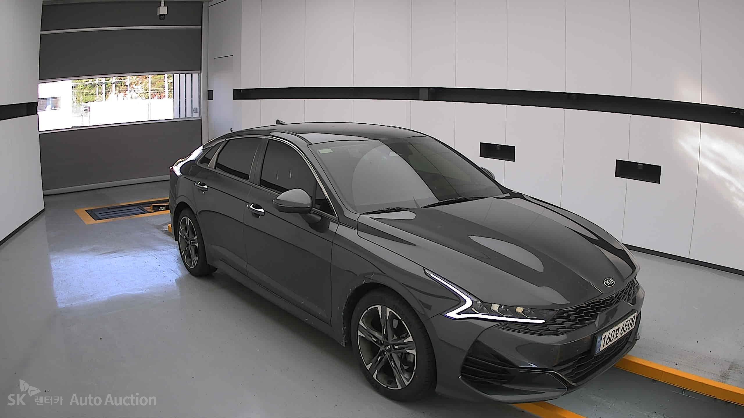 2021 - kia k5