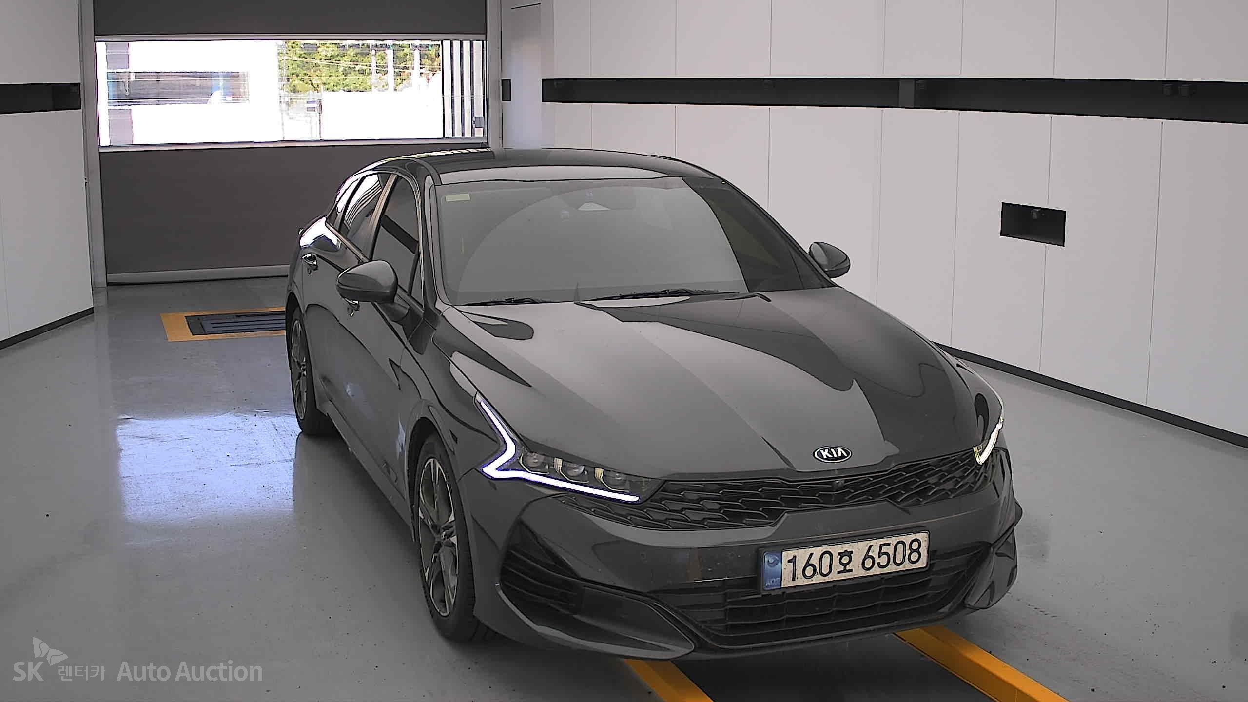 2021 - kia k5