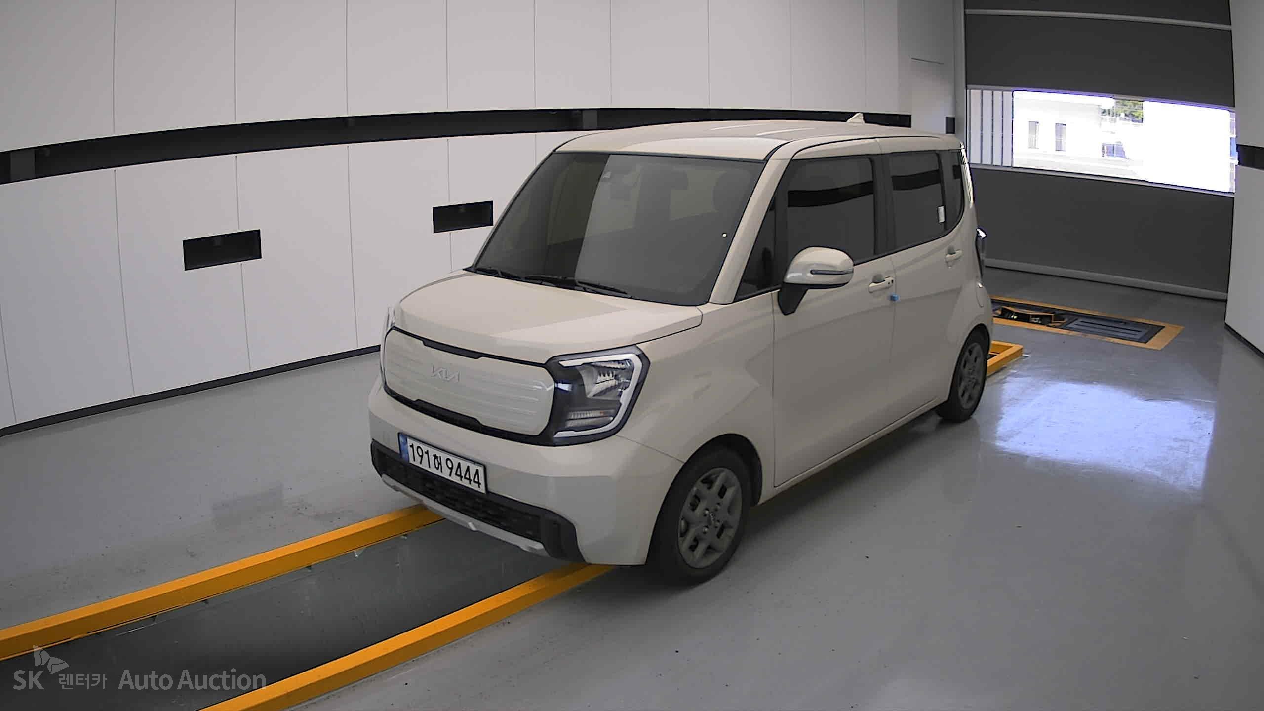 2023 - kia ray