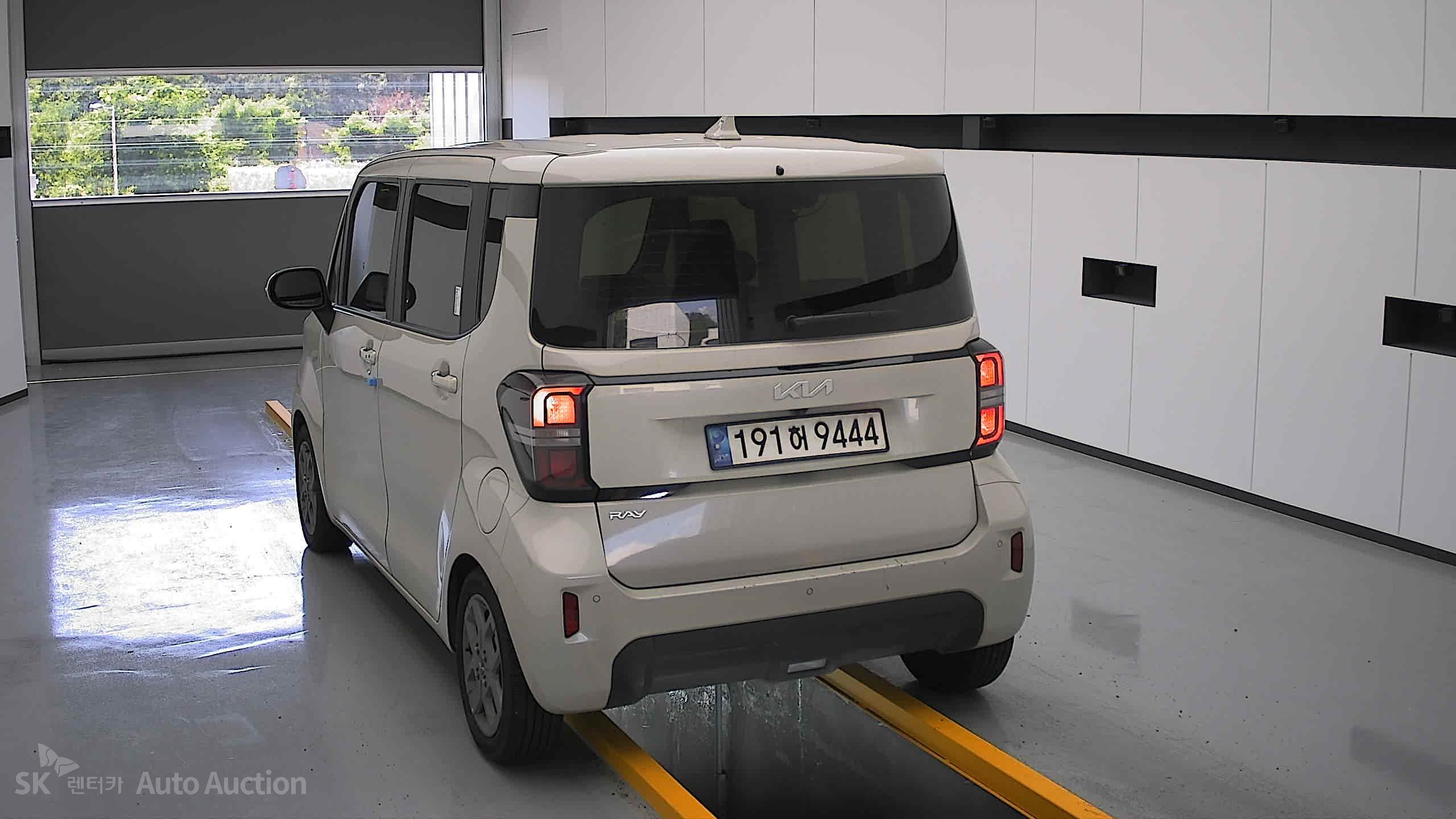 2023 - kia ray
