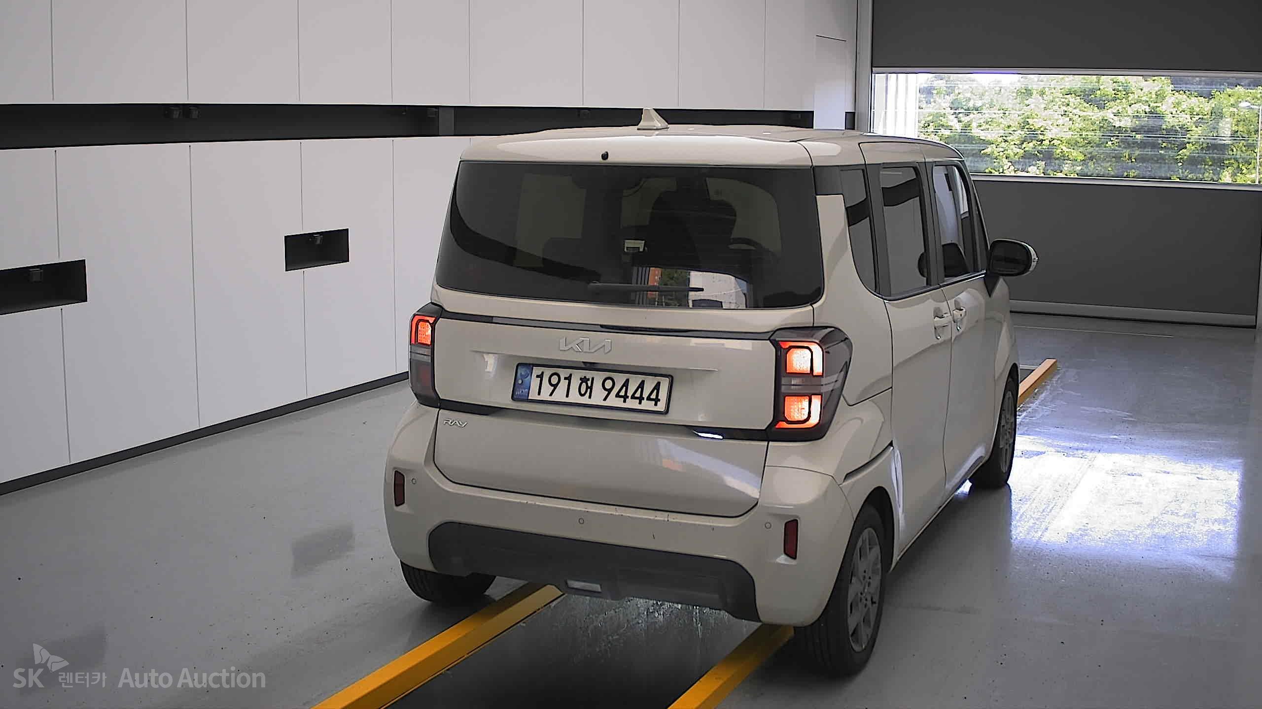 2023 - kia ray