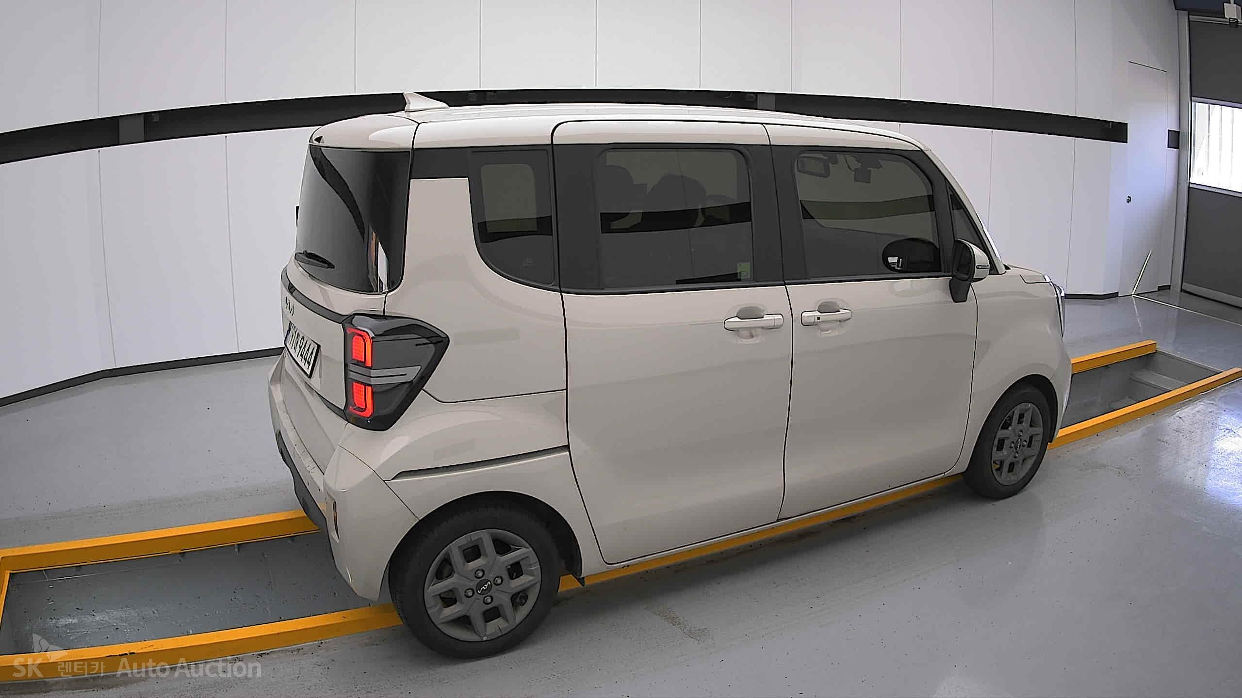 2023 - kia ray