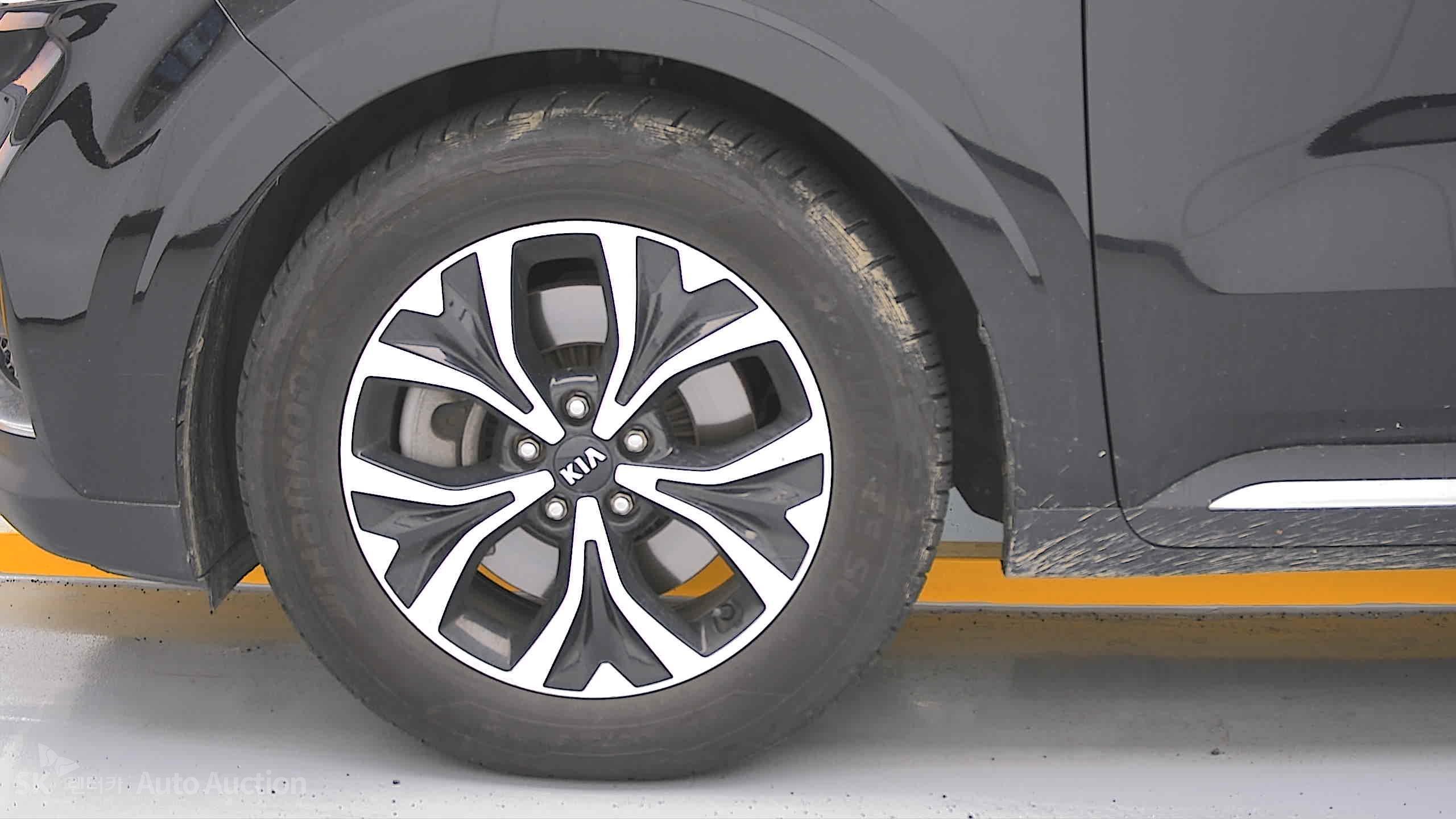 2021 - kia carnival