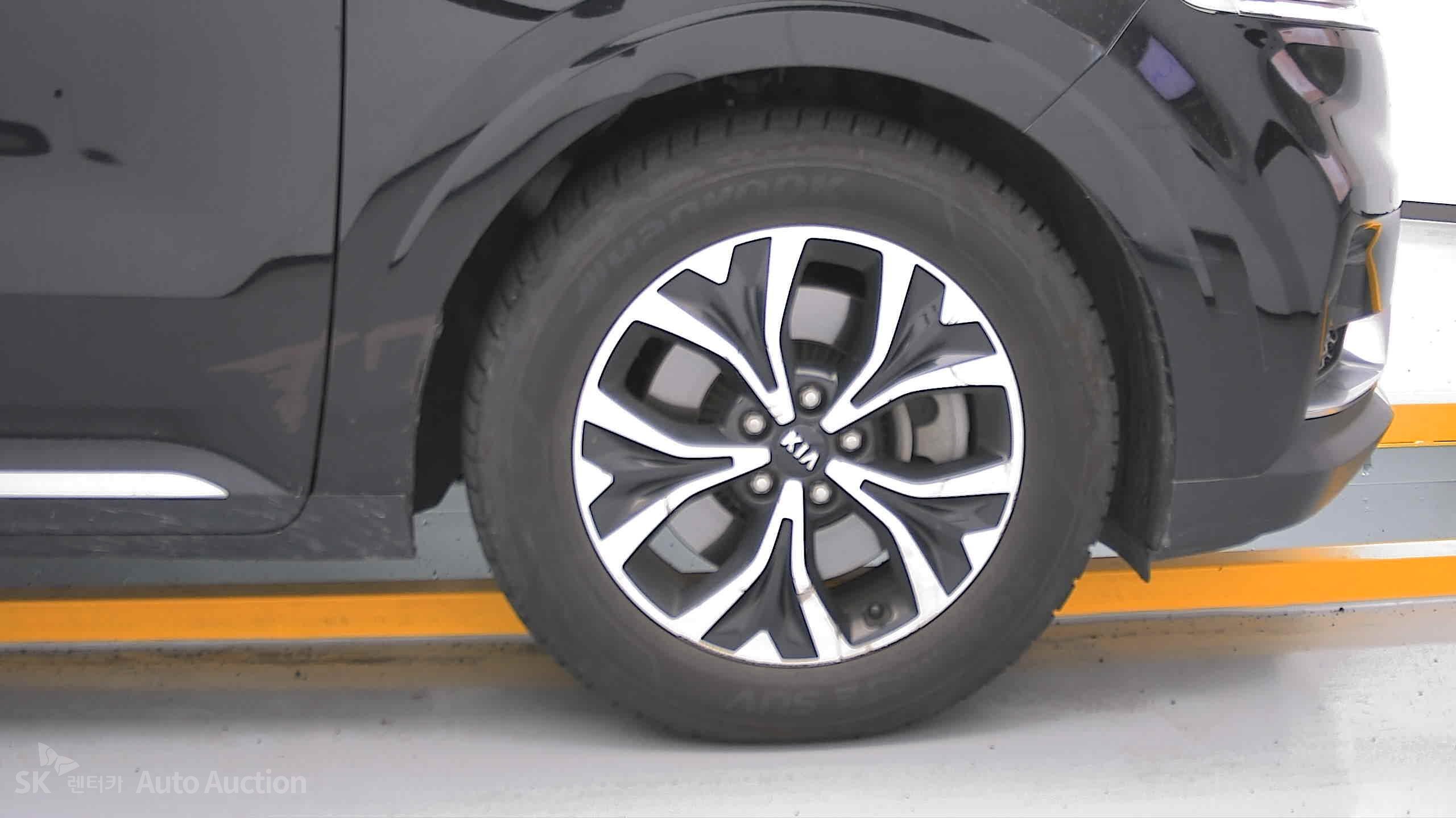 2021 - kia carnival