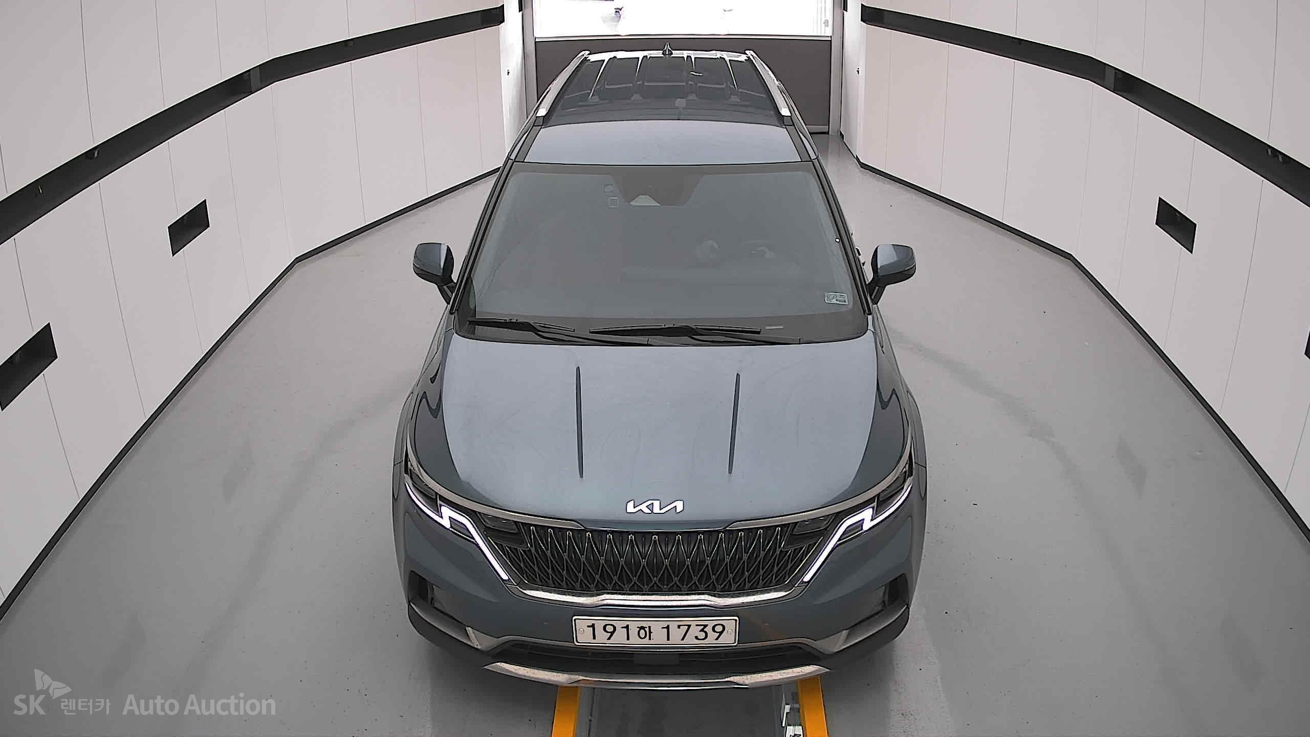 2022 - kia carnival