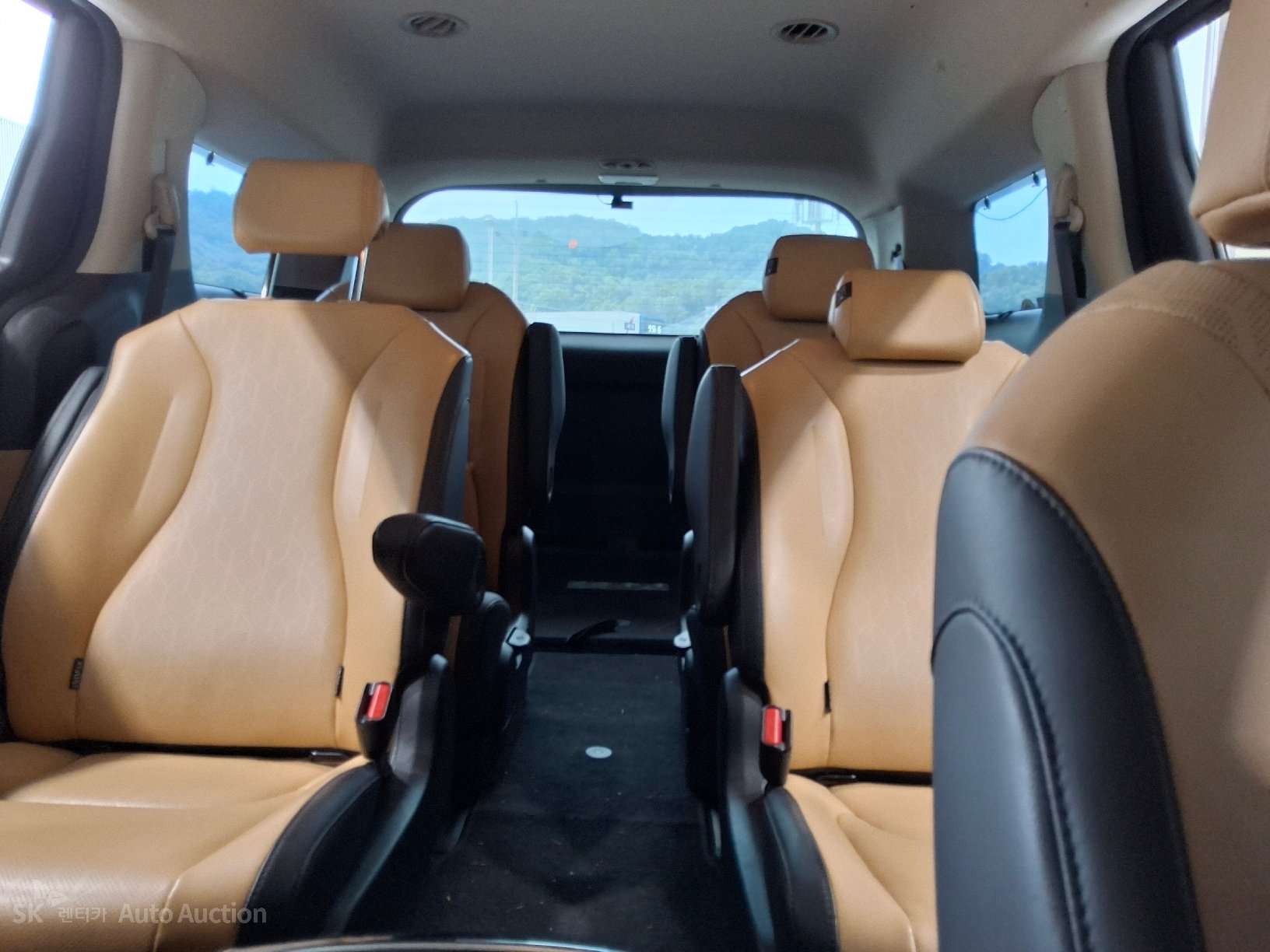 2022 - kia carnival