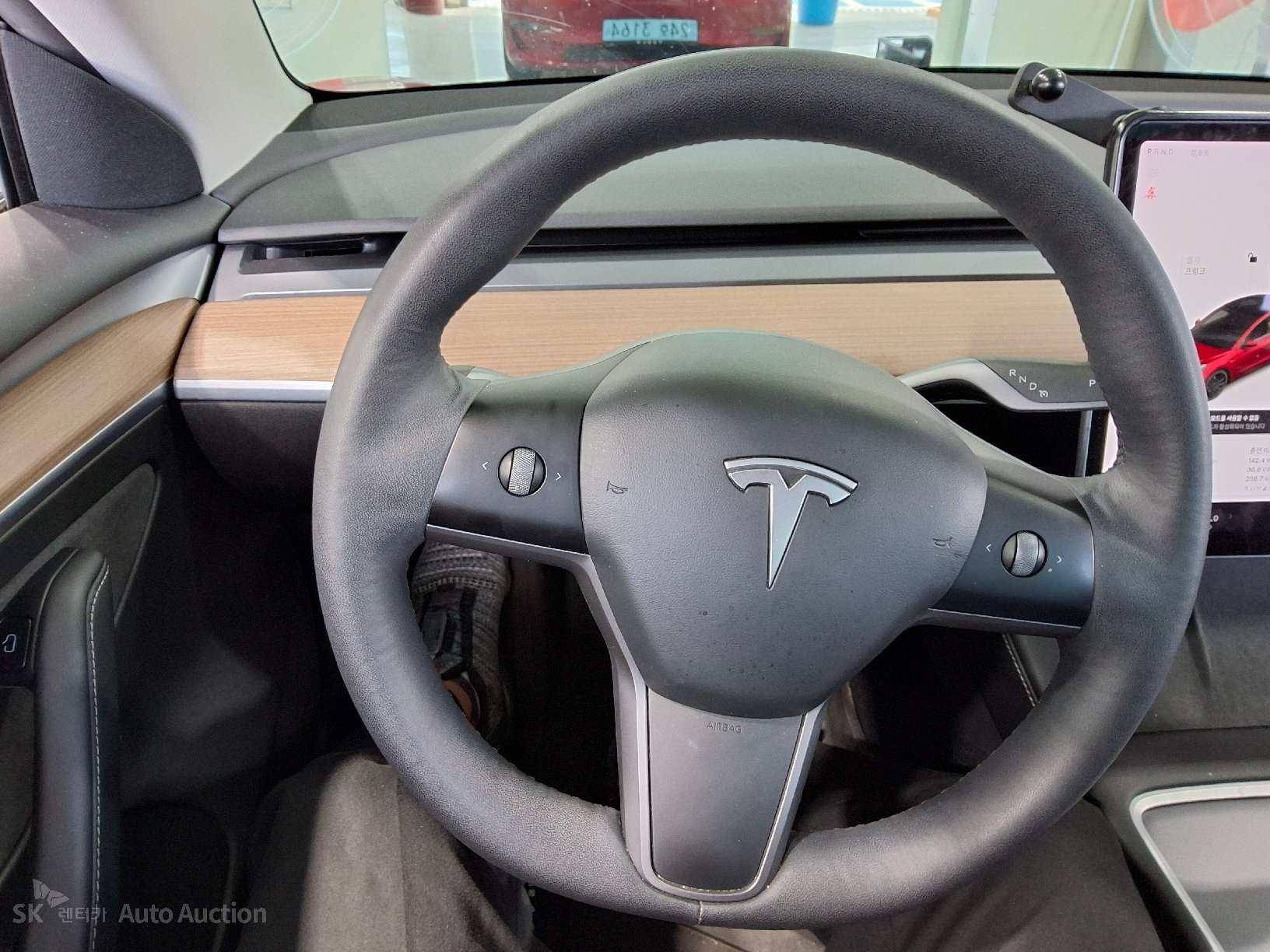 2021 - tesla model 3