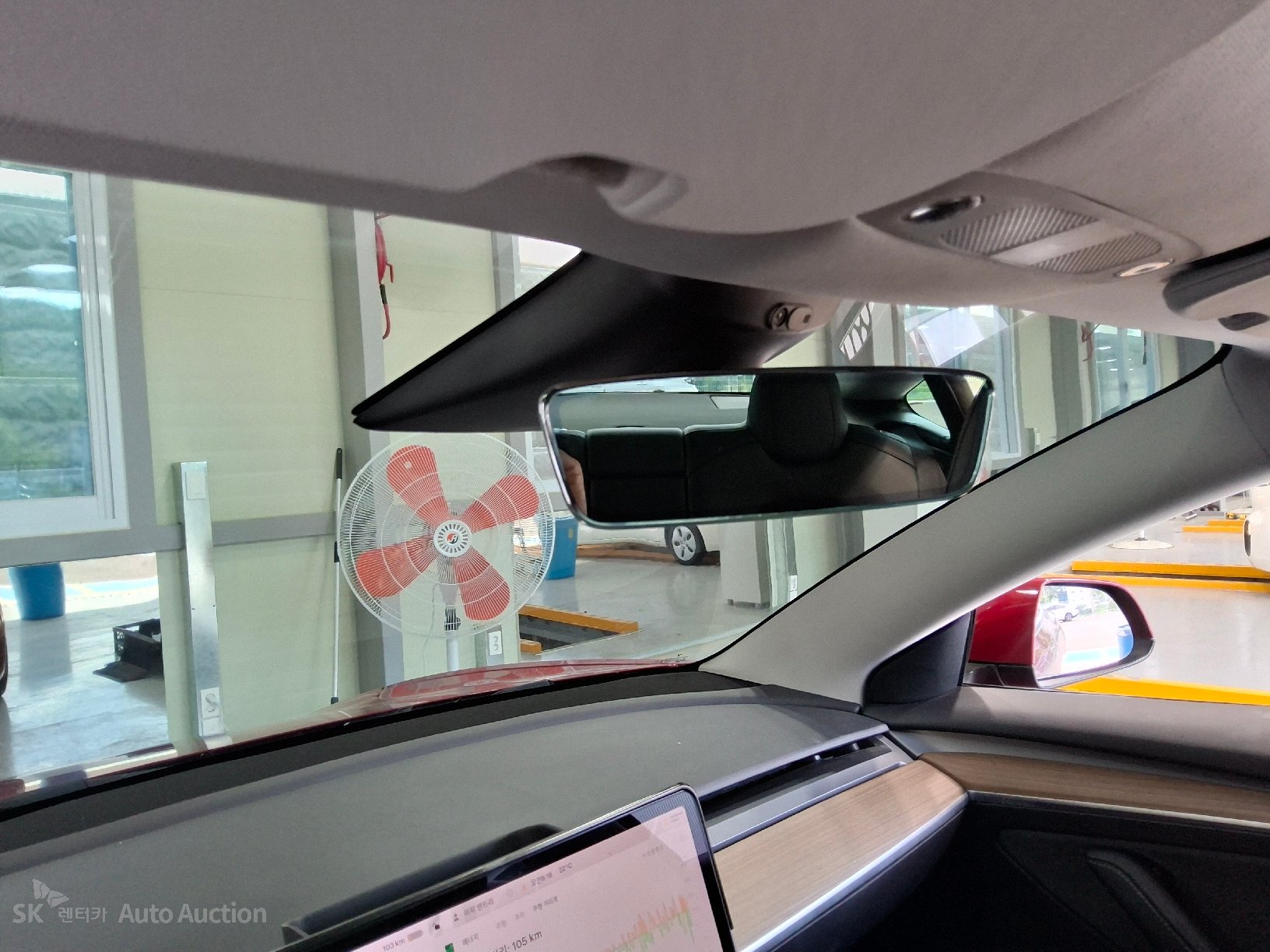 2021 - tesla model 3