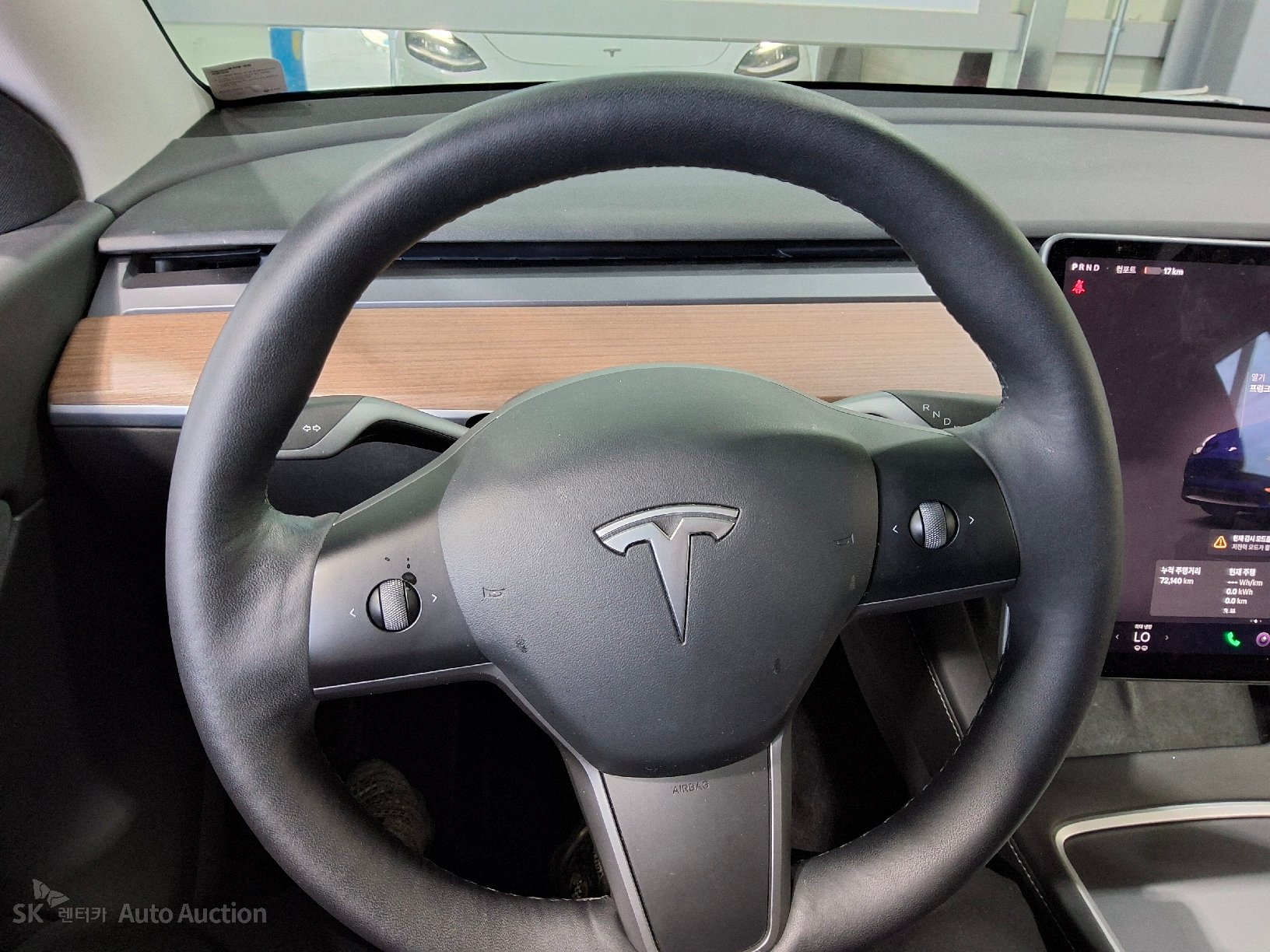 2022 - tesla model y