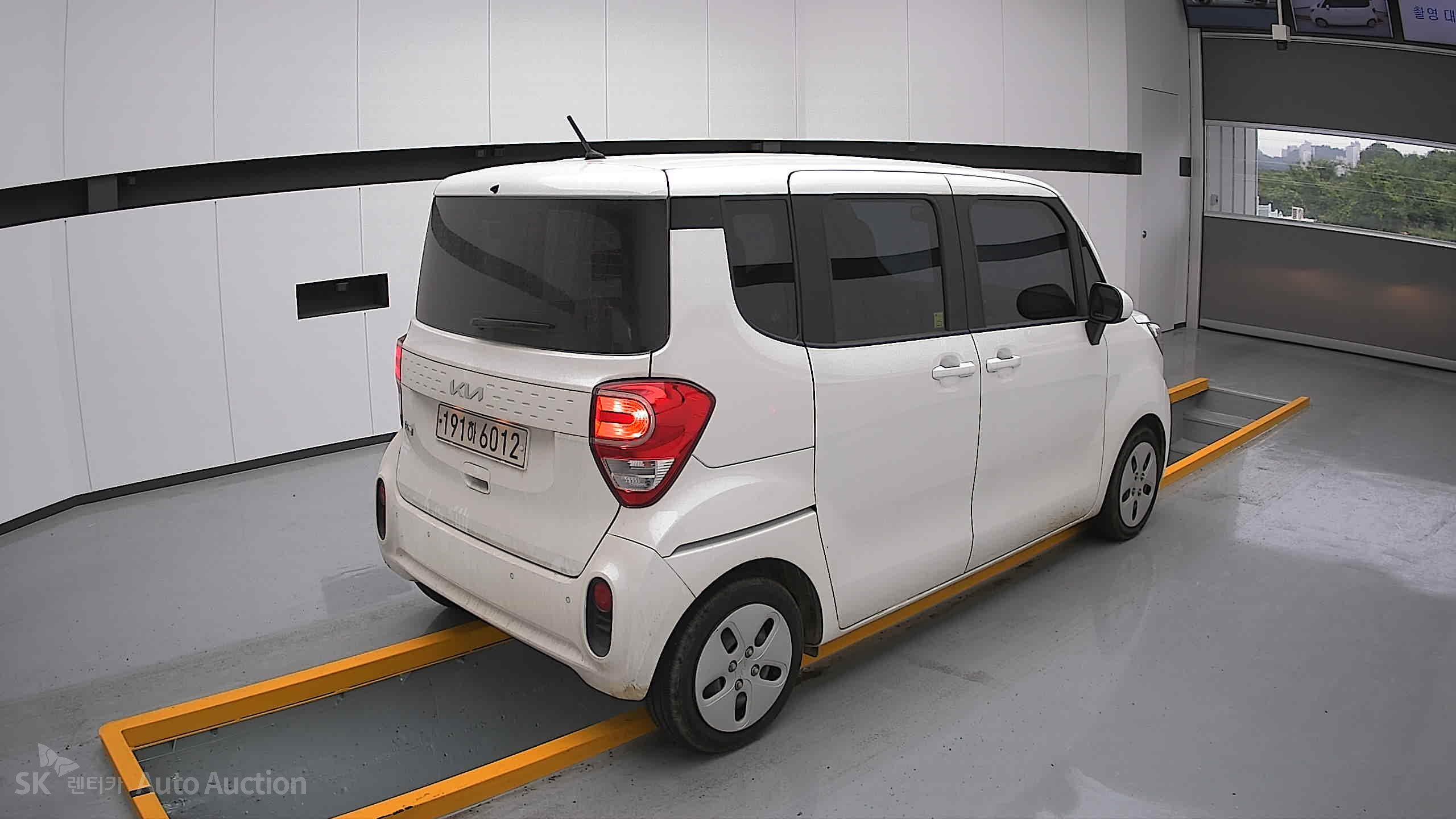 2022 - kia ray