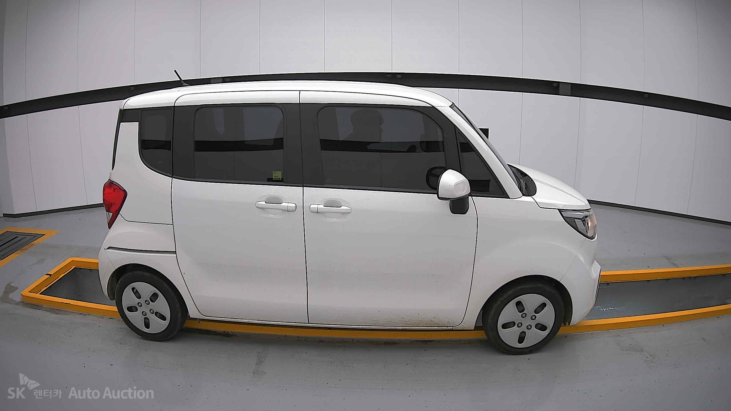 2022 - kia ray