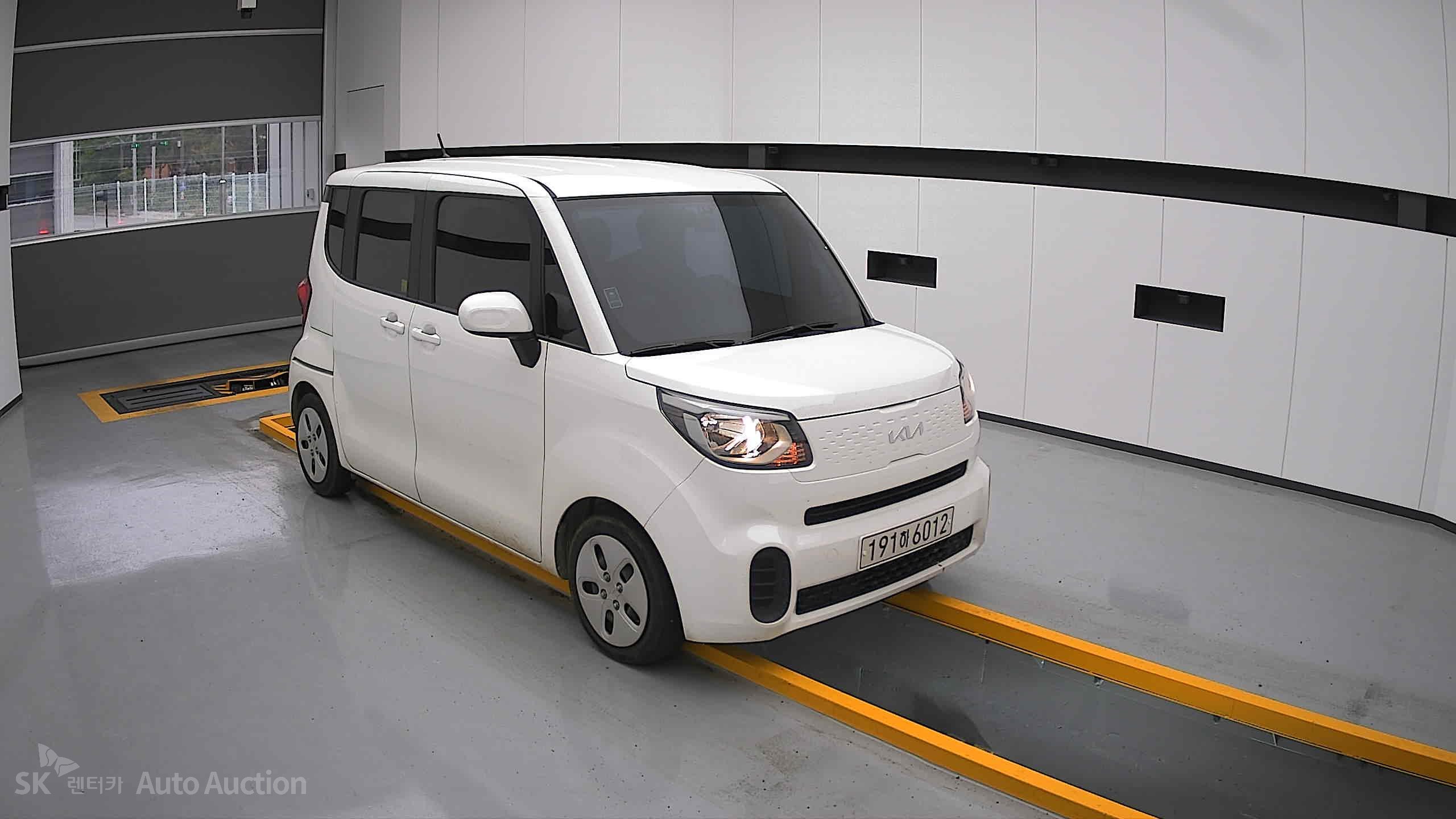 2022 - kia ray