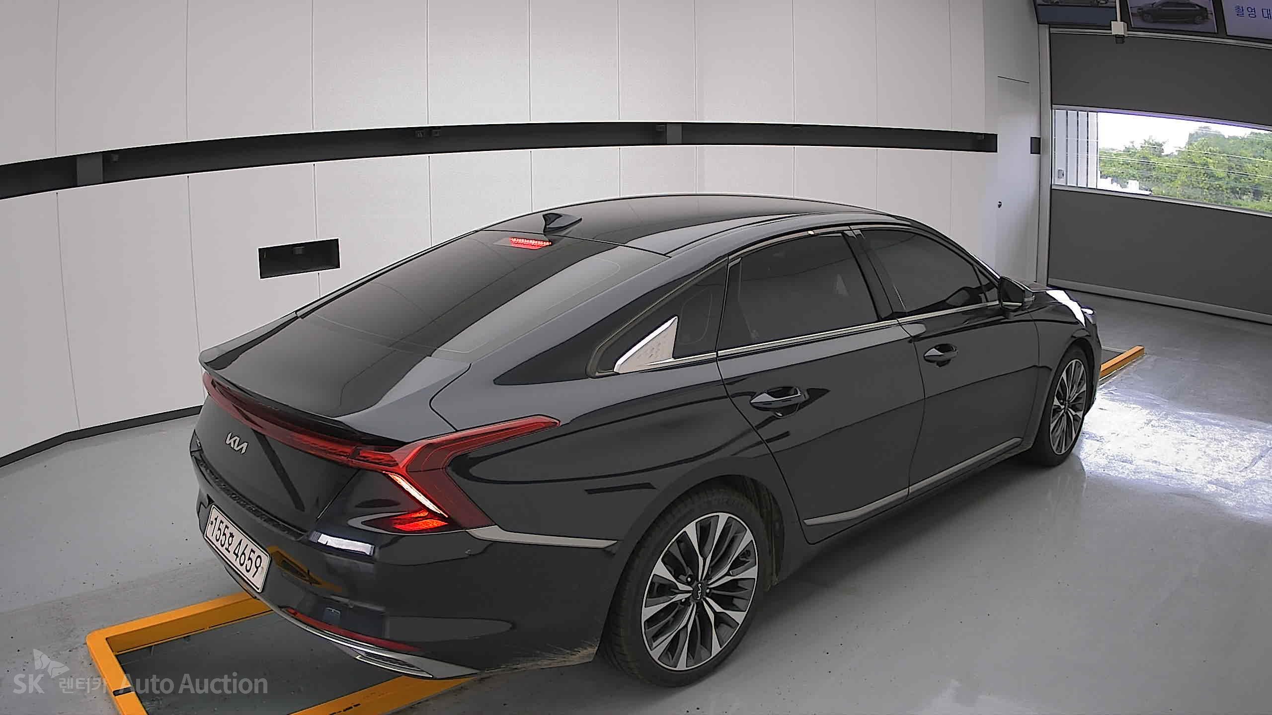 2022 - kia k8
