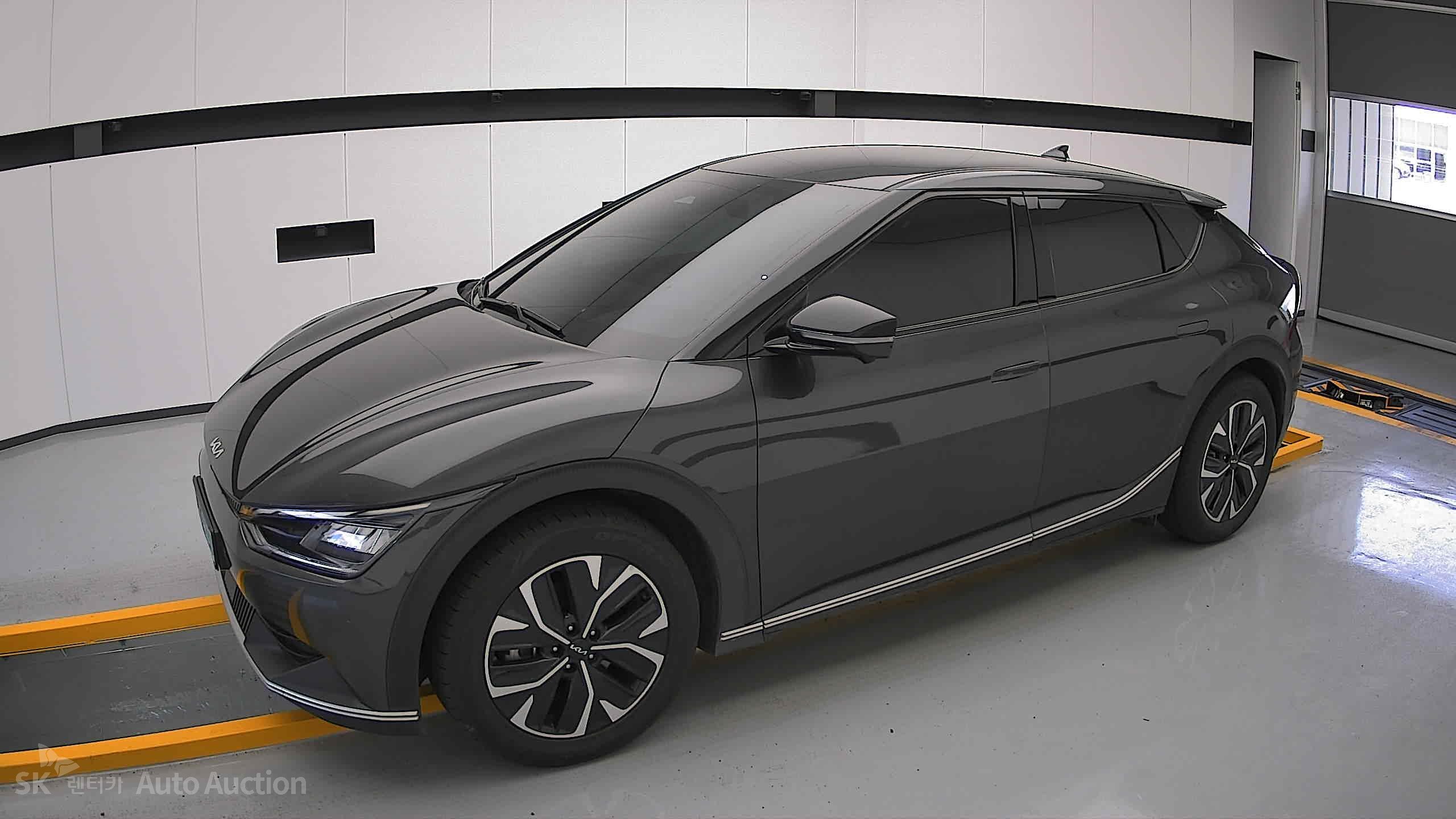 2022 - kia ev6