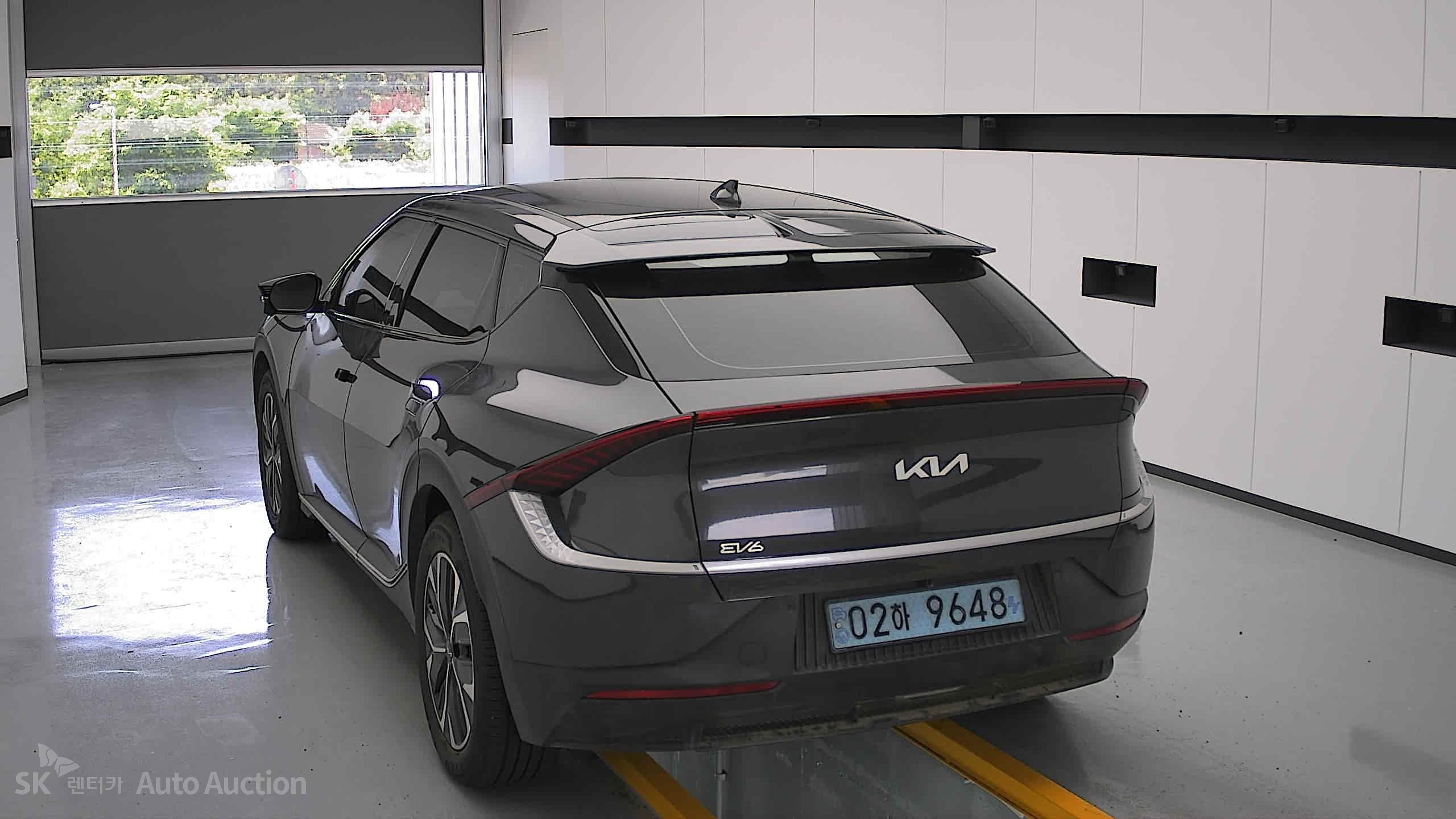 2022 - kia ev6