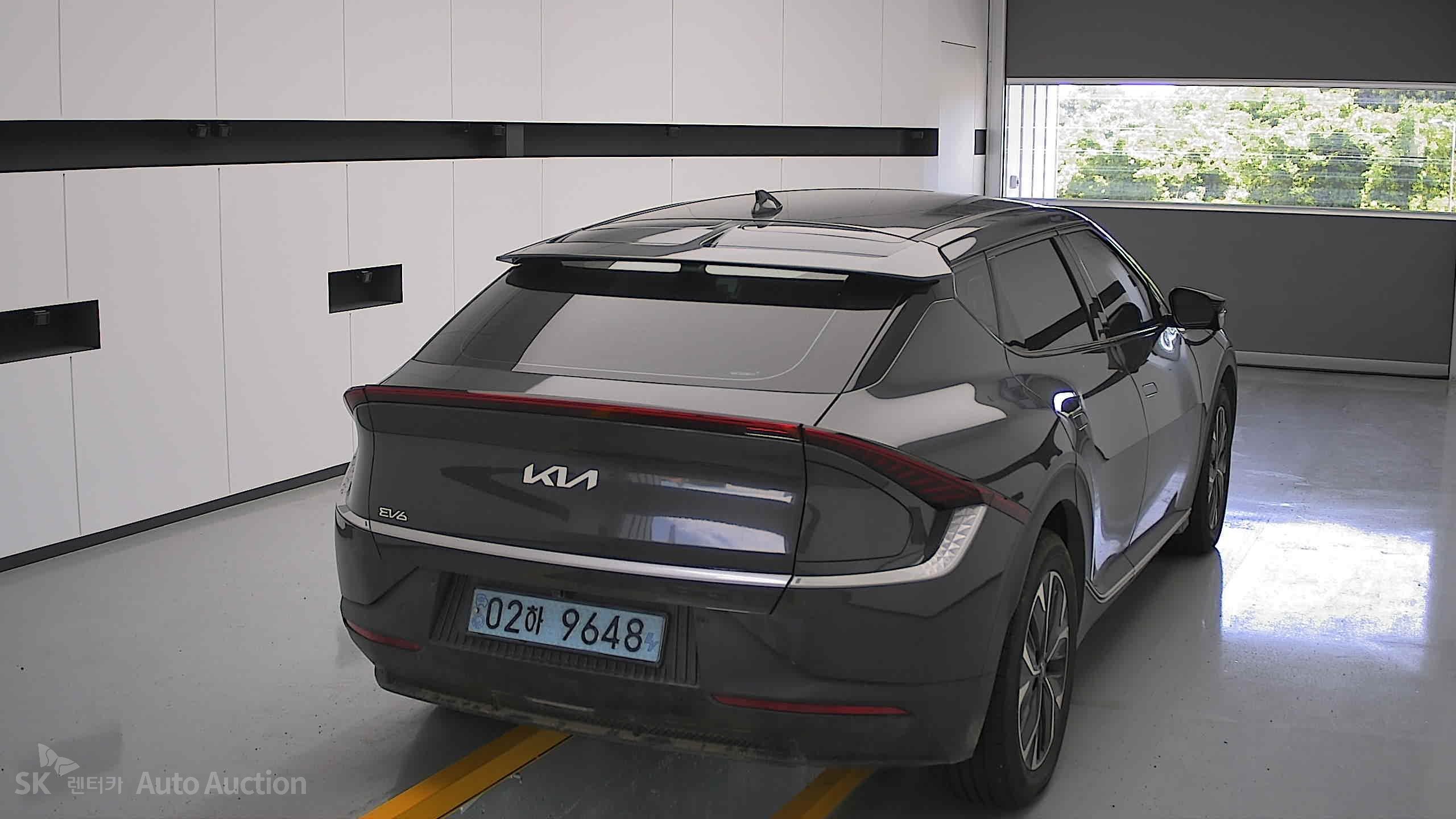 2022 - kia ev6