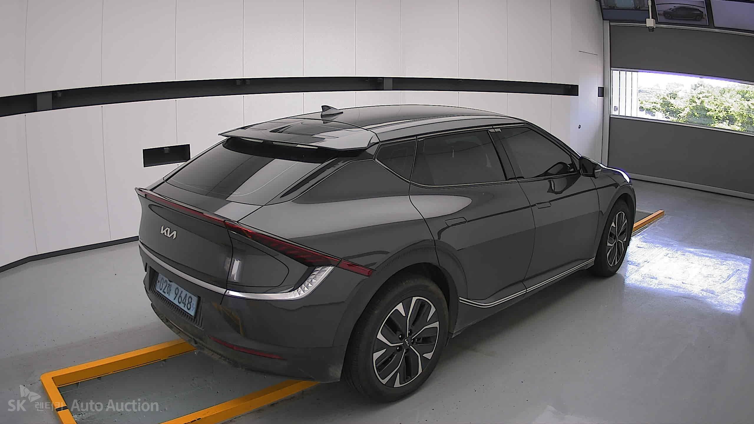 2022 - kia ev6