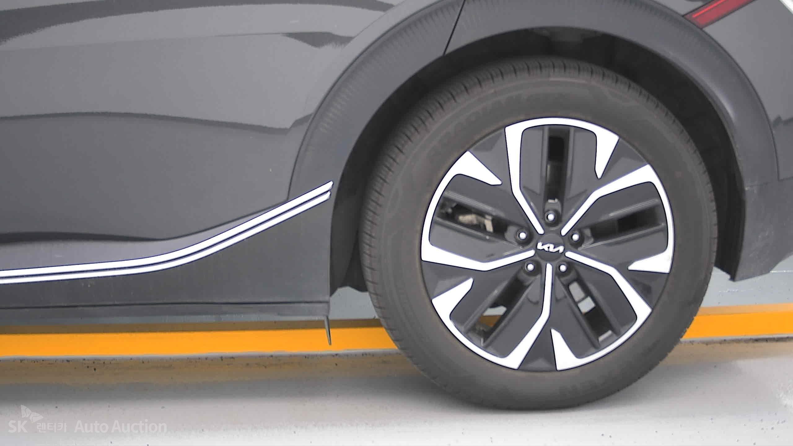 2022 - kia ev6