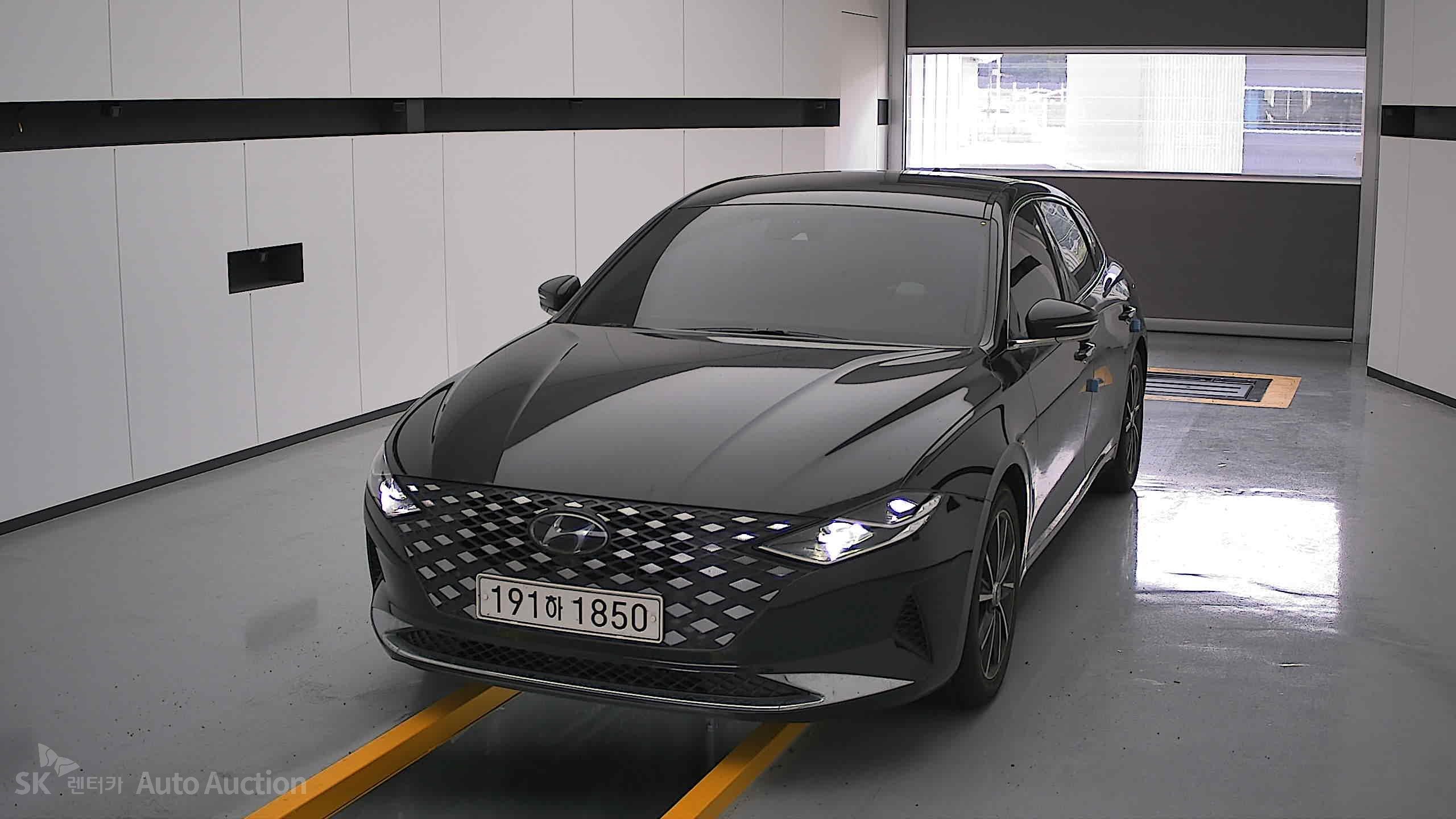 2022 - hyundai grandeur