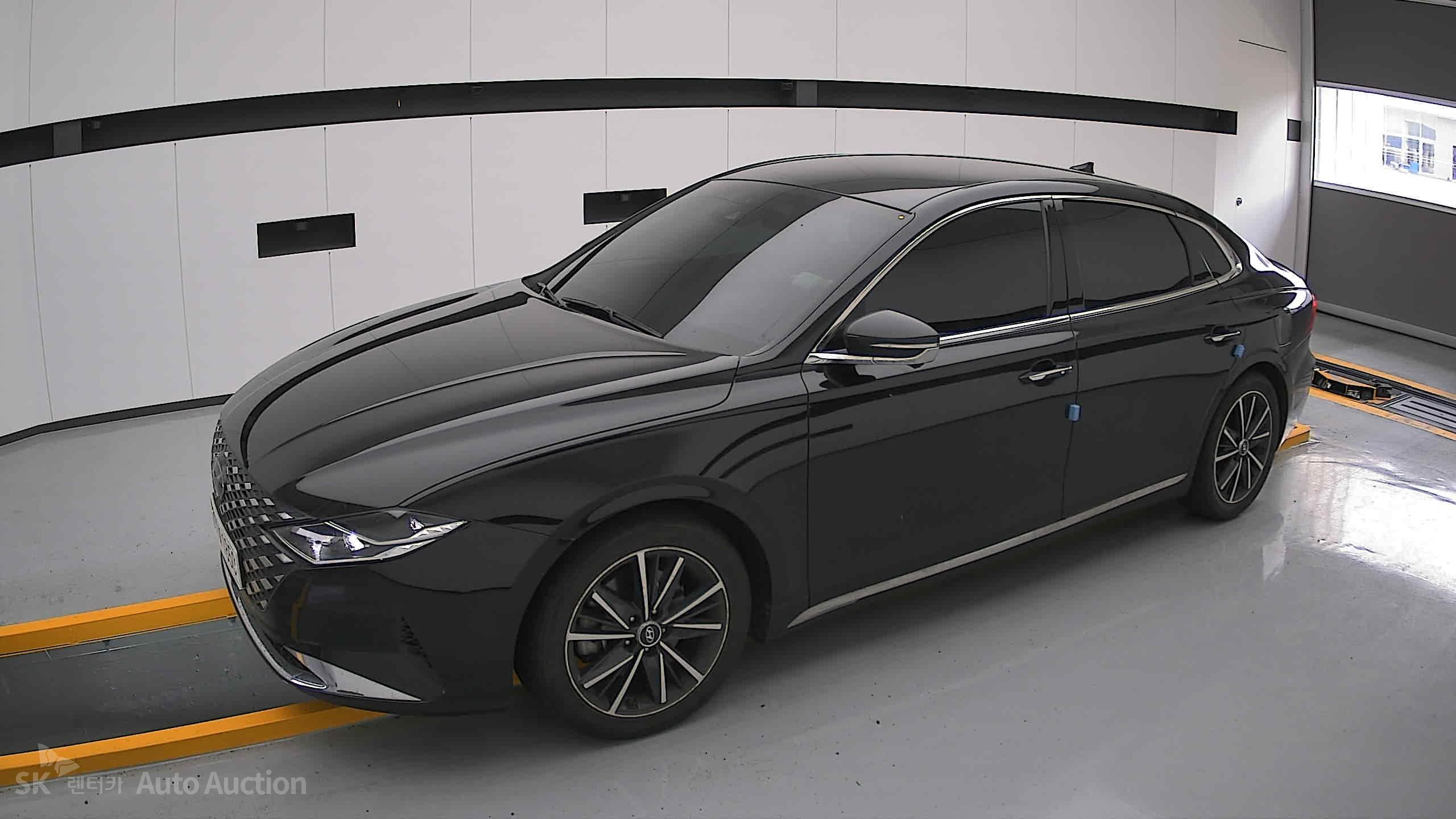 2022 - hyundai grandeur