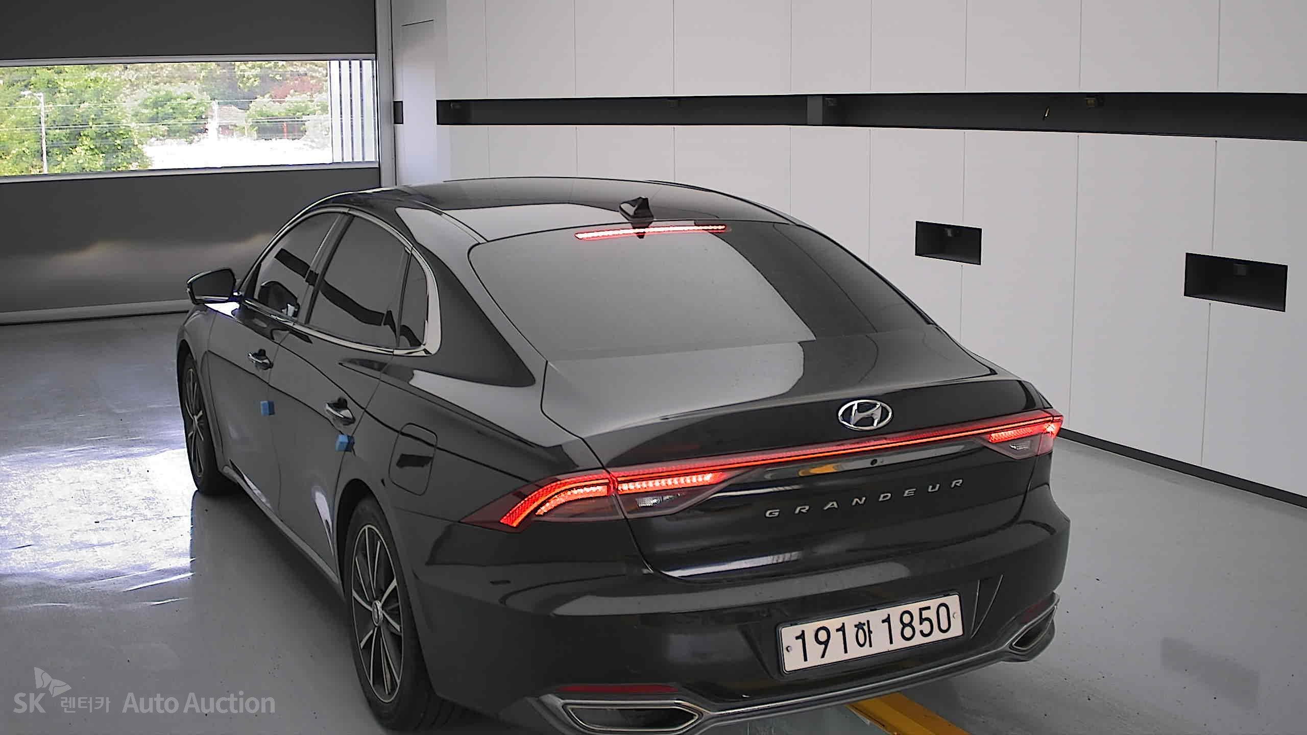 2022 - hyundai grandeur