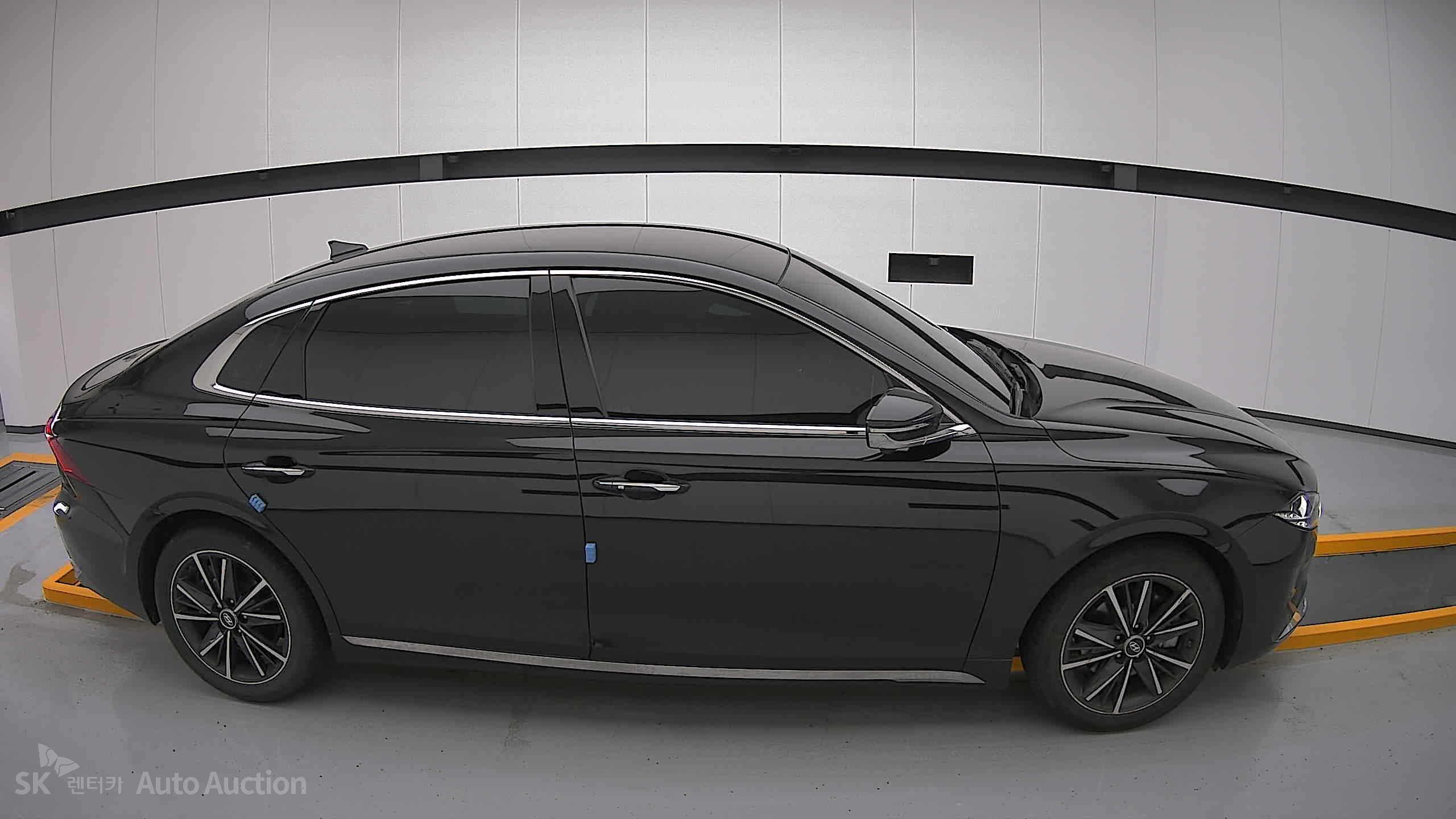 2022 - hyundai grandeur