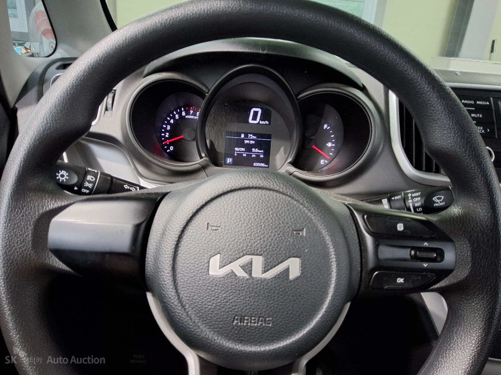 2022 - kia ray
