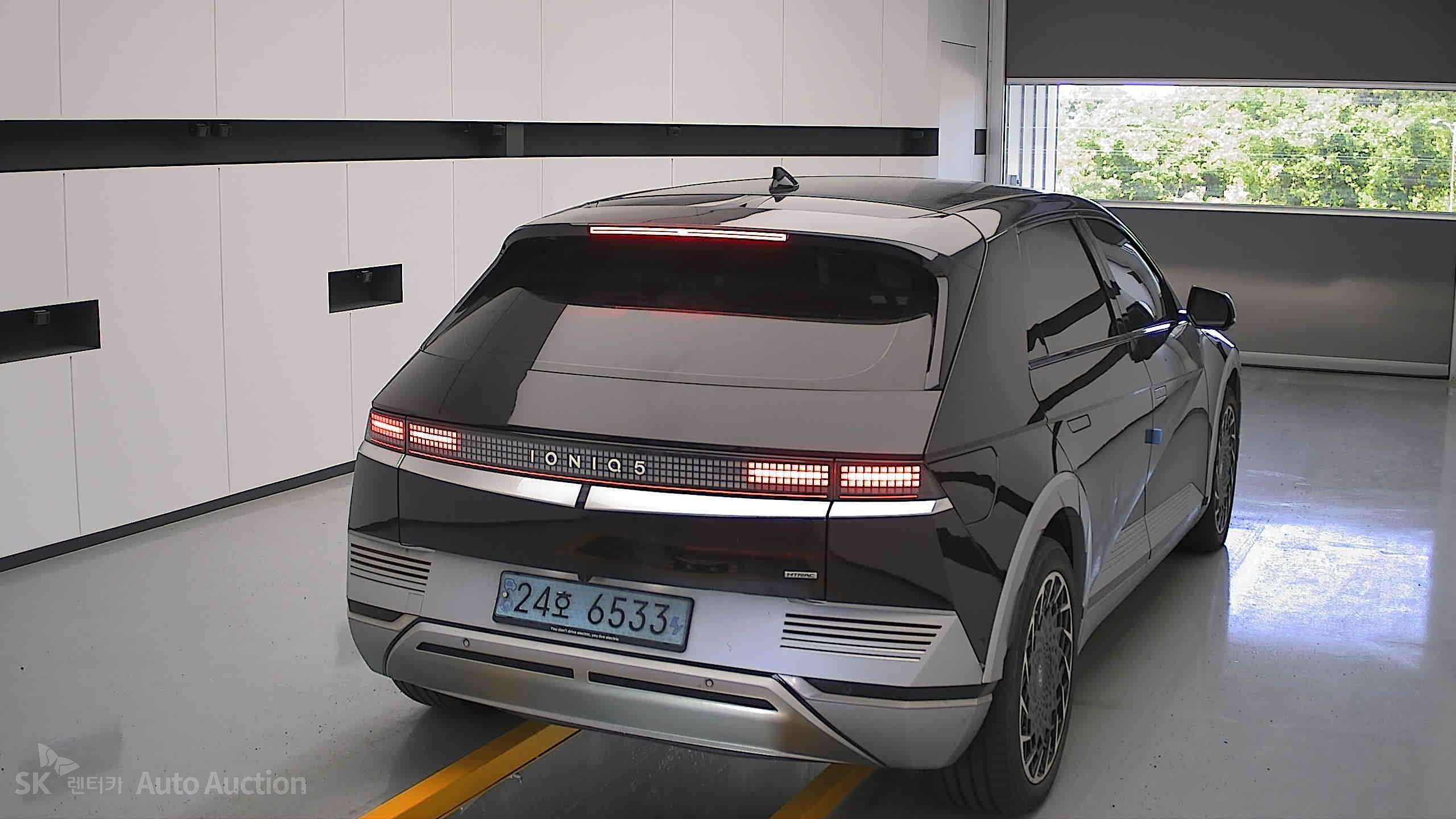 2022 - hyundai ioniq