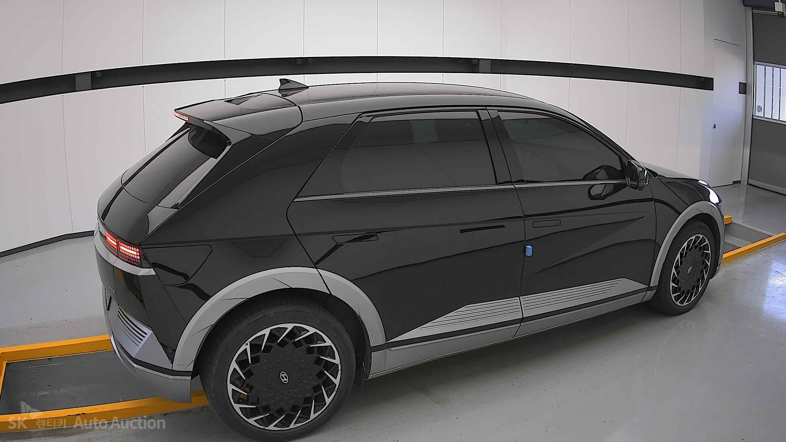 2022 - hyundai ioniq