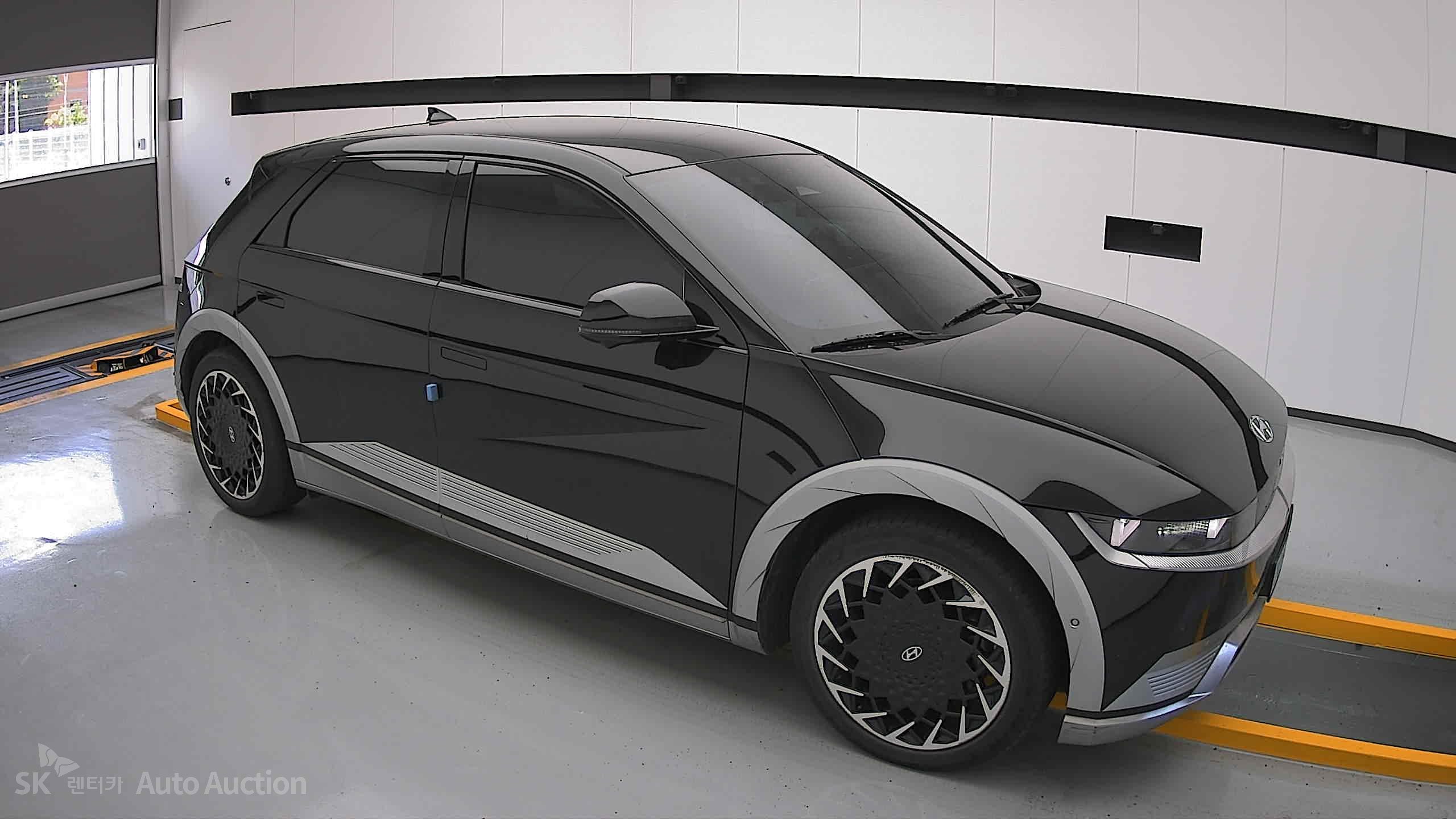 2022 - hyundai ioniq