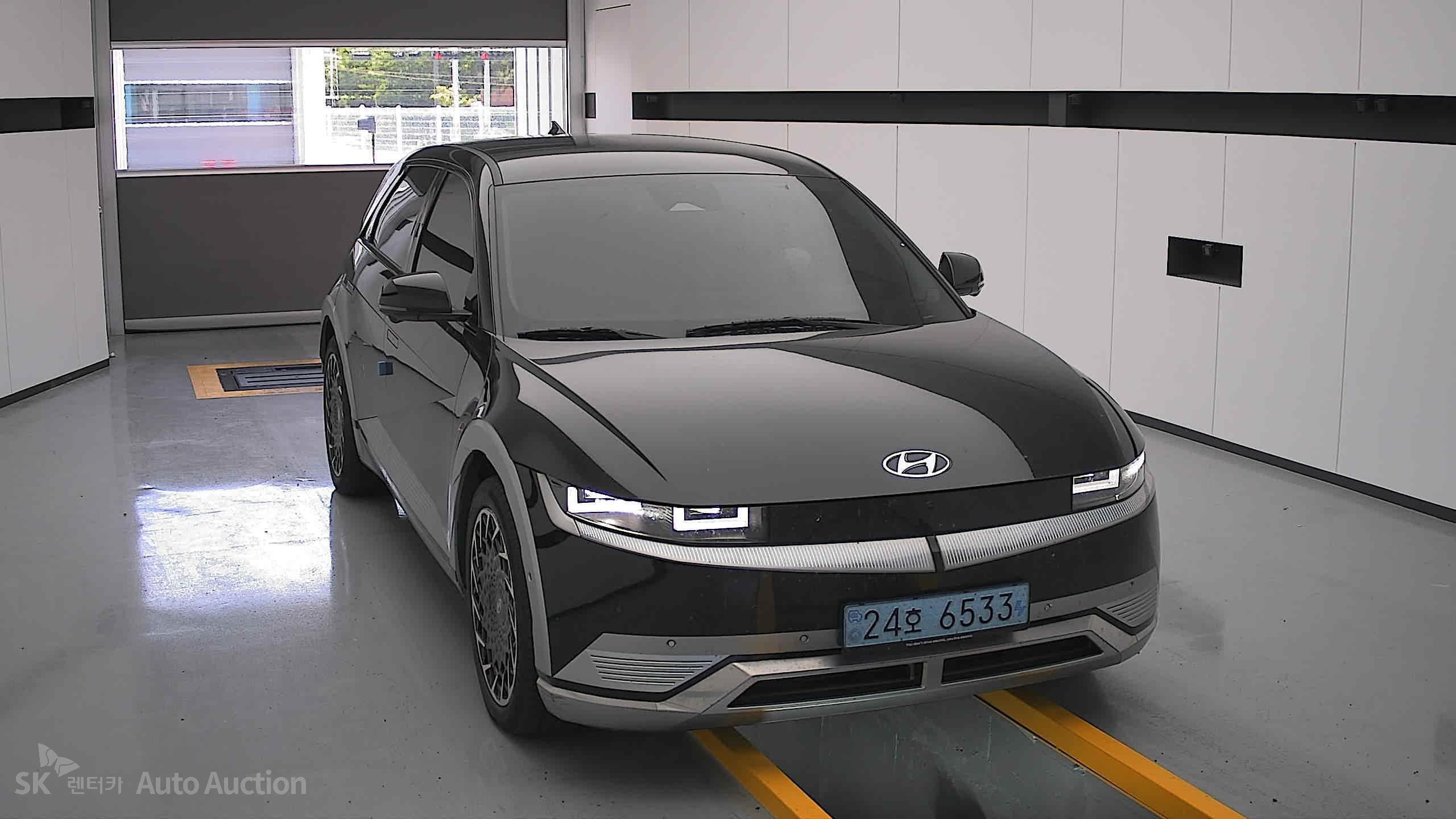 2022 - hyundai ioniq