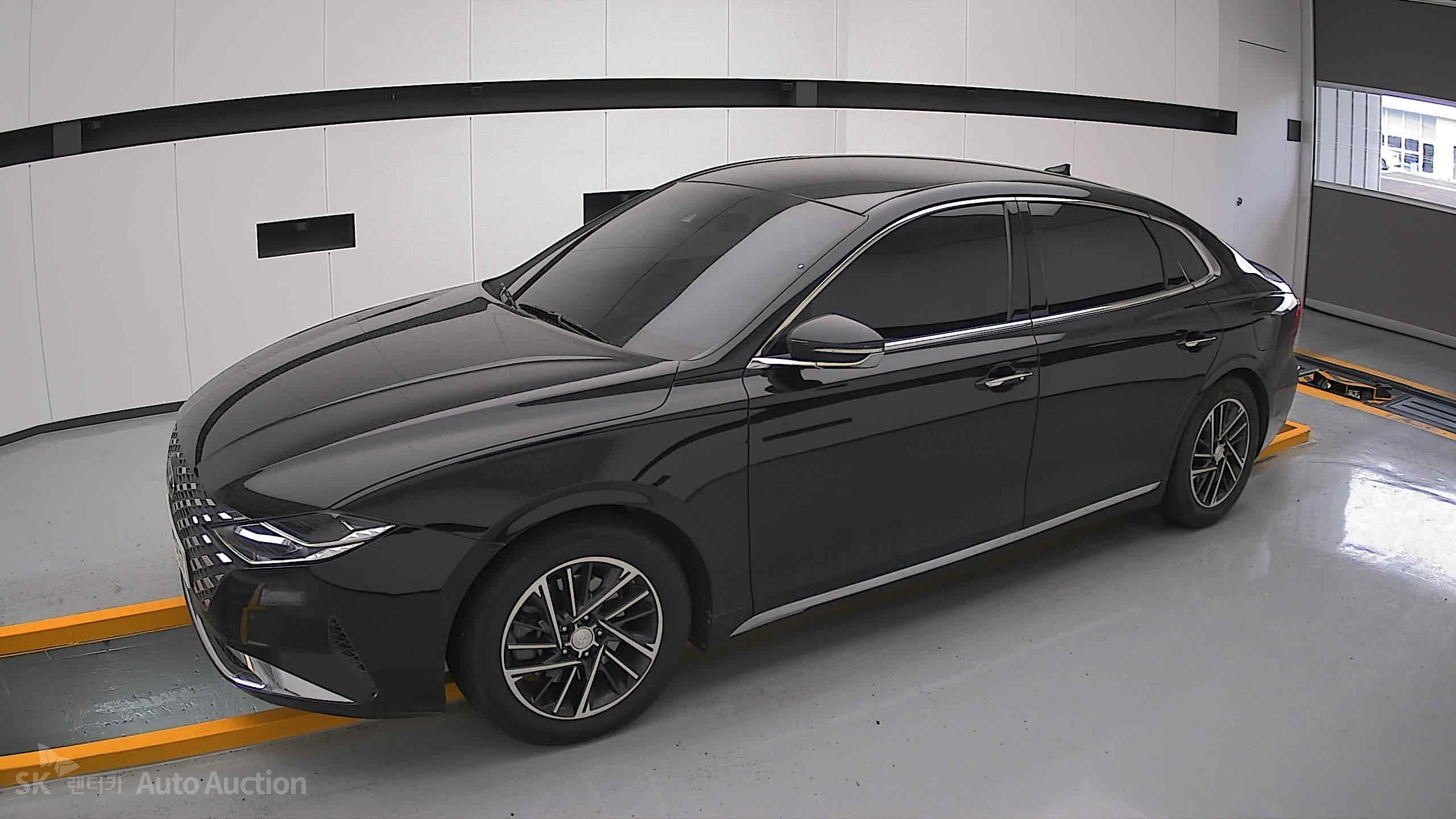 2021 - hyundai grandeur