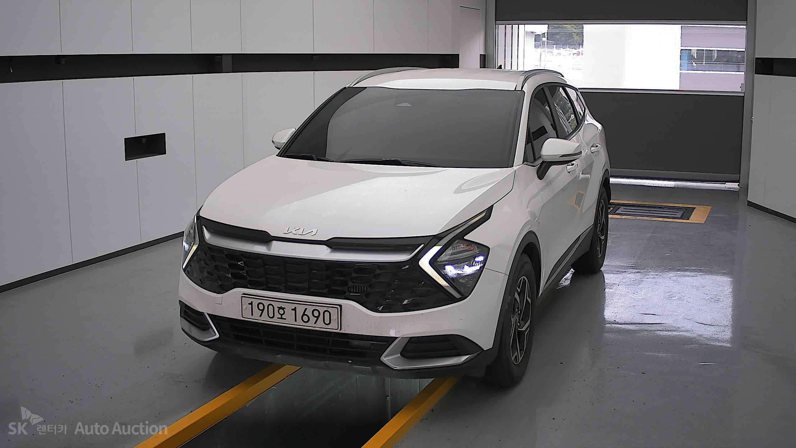 2022 - kia sportage