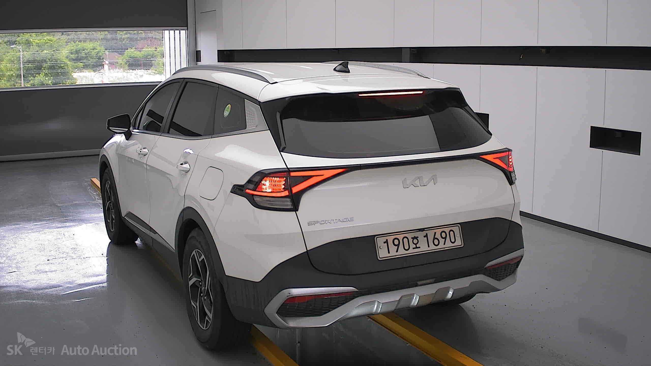 2022 - kia sportage