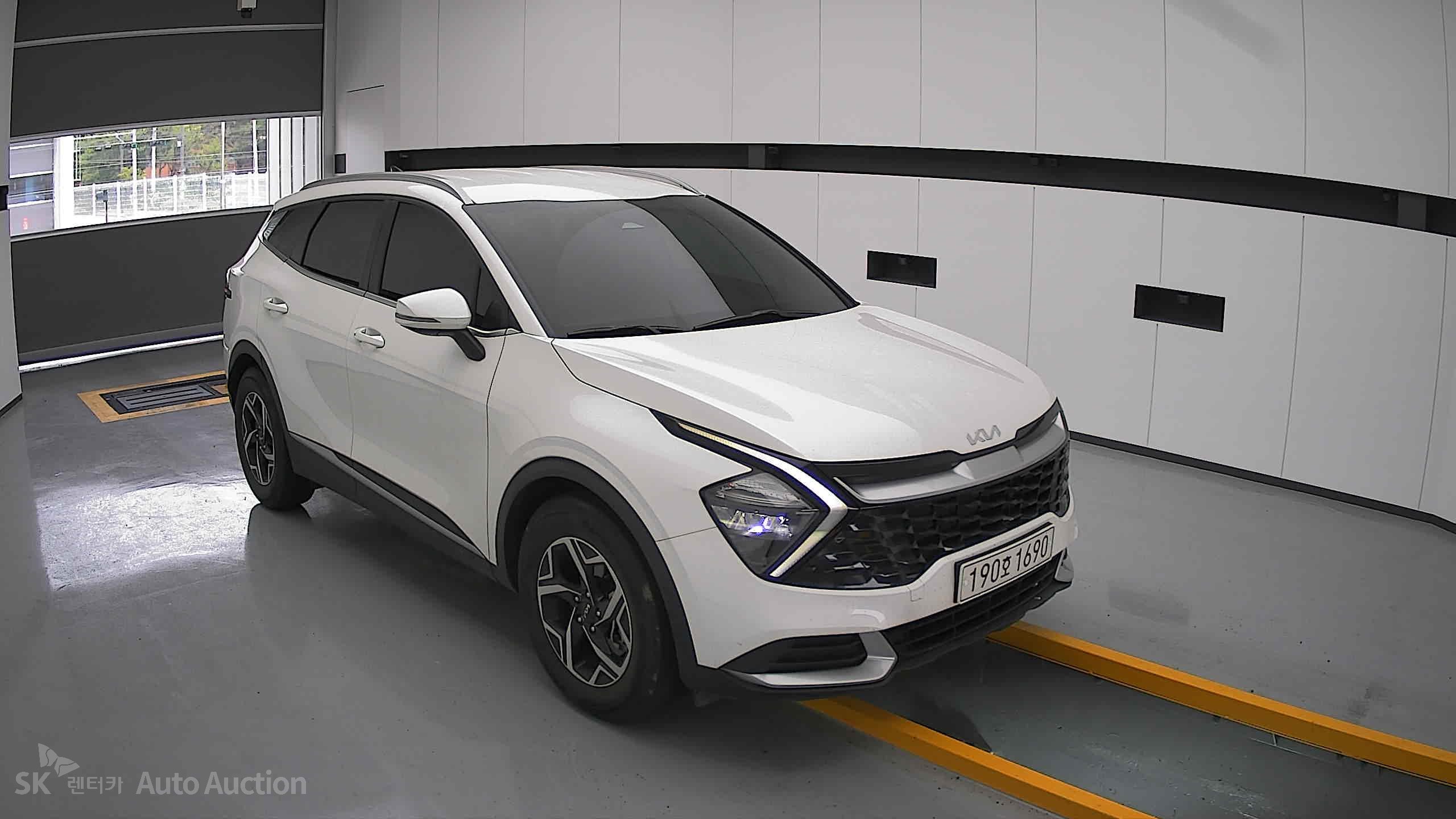 2022 - kia sportage