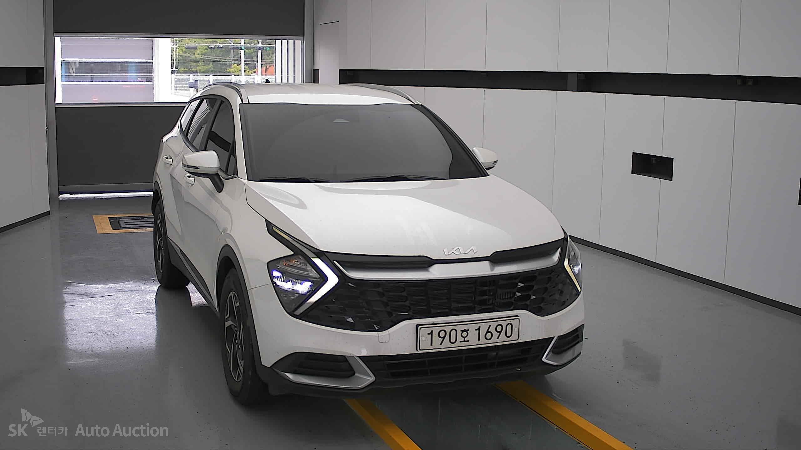 2022 - kia sportage