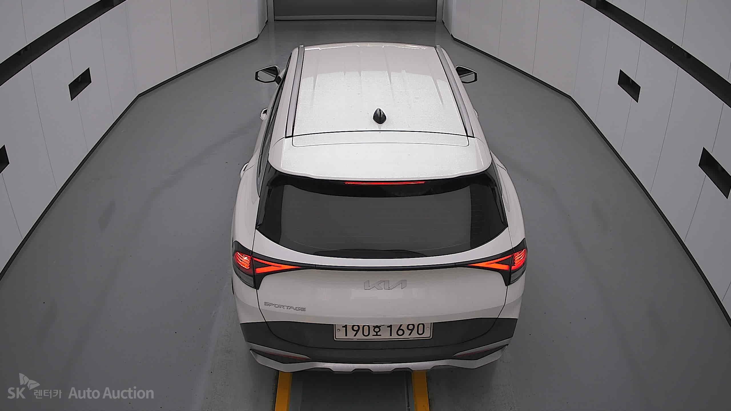 2022 - kia sportage
