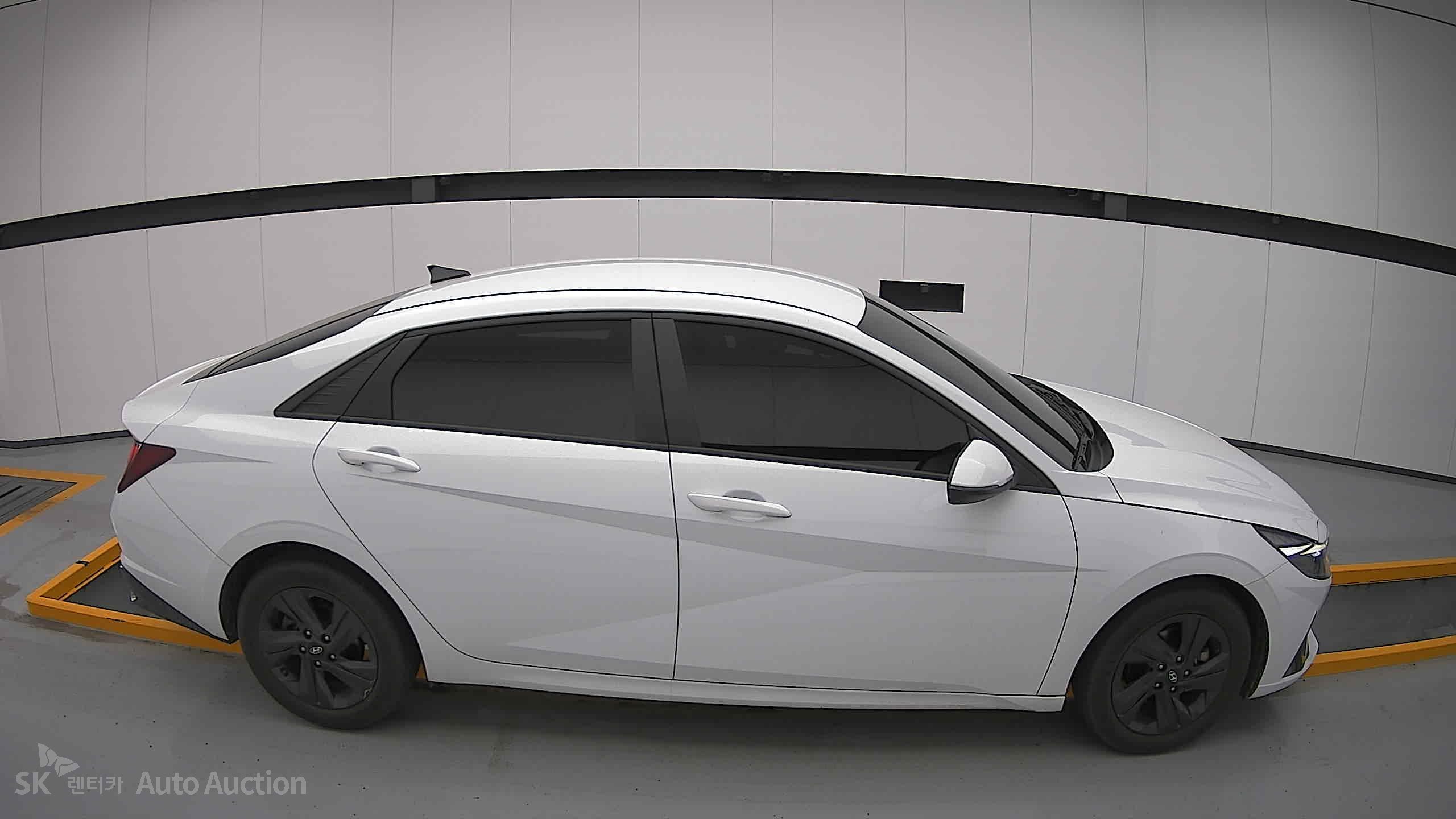 2023 - hyundai avante