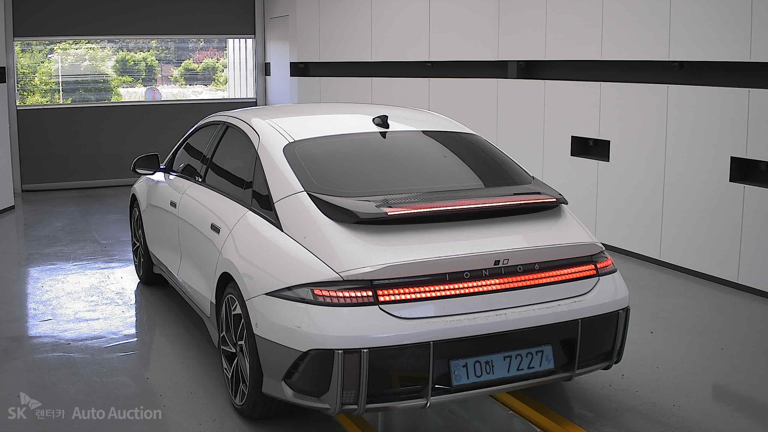2023 - hyundai ioniq